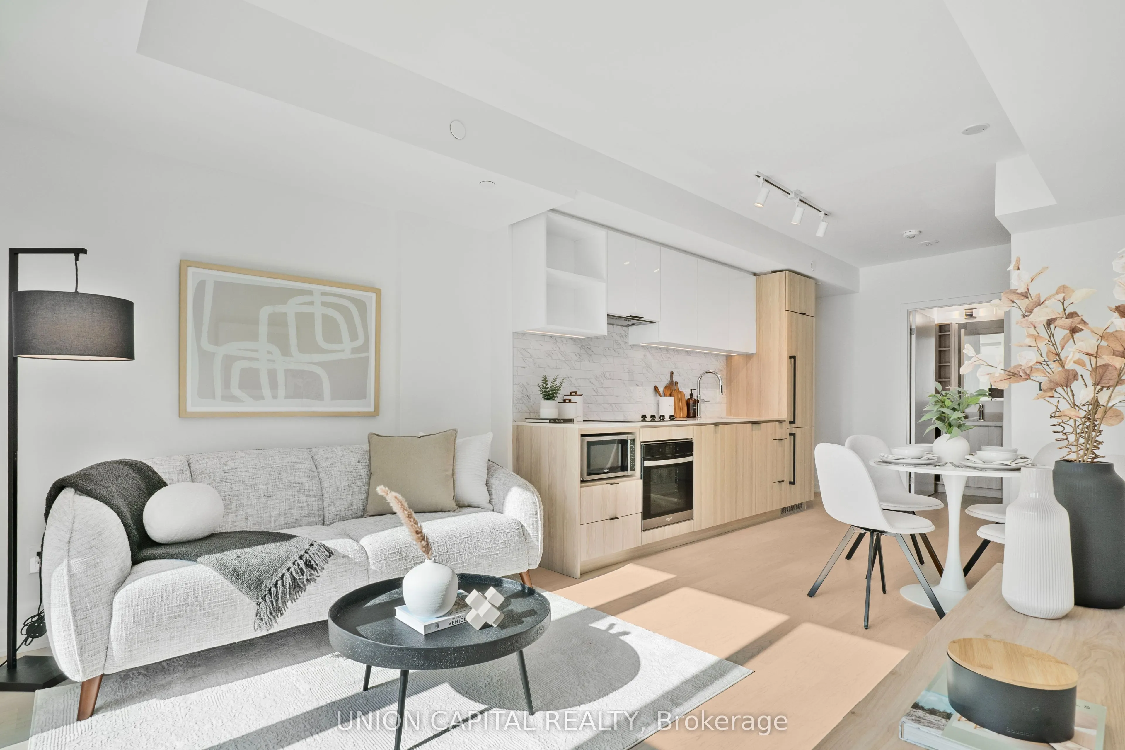 252 Church Street, #711