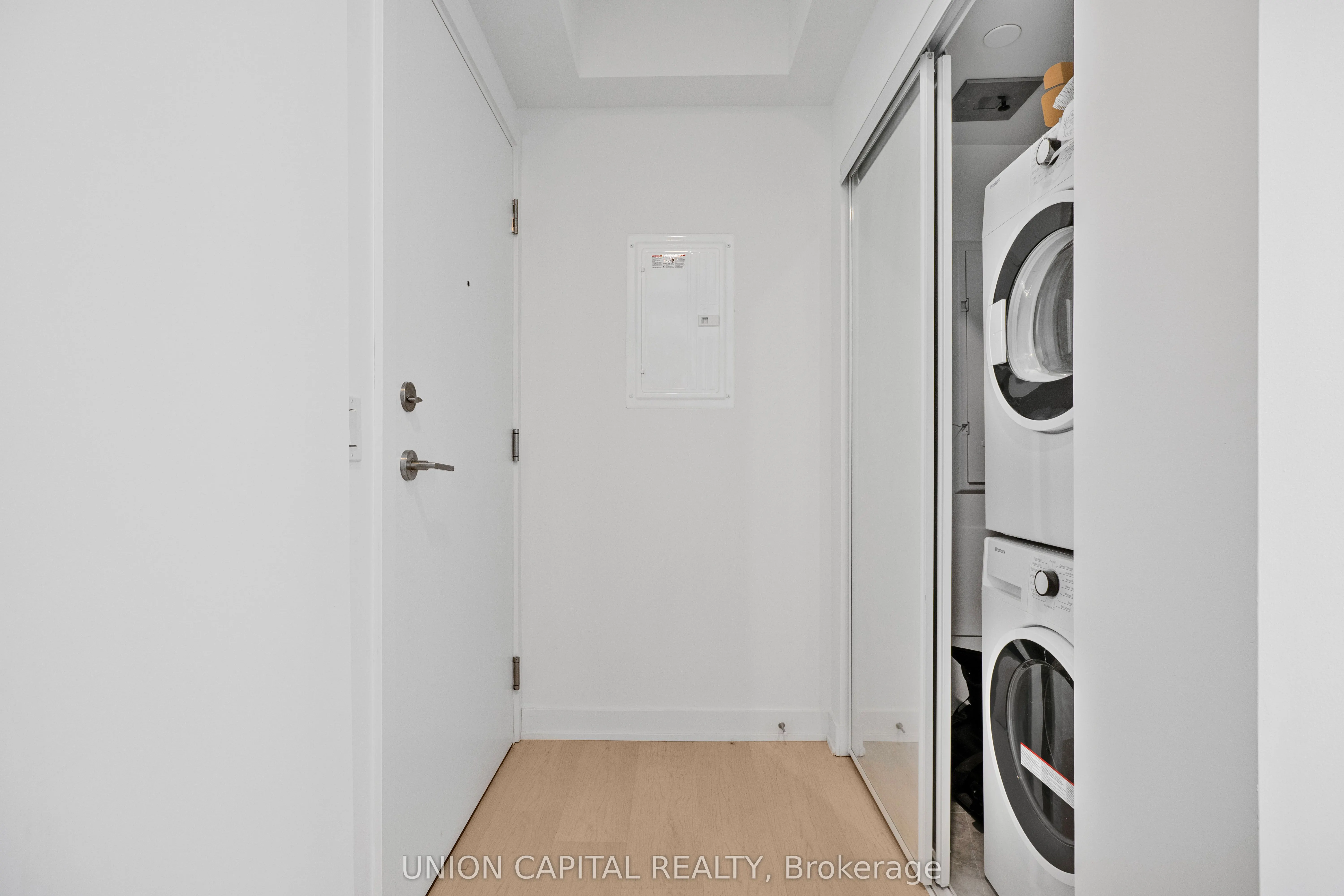 252 Church Street, #711