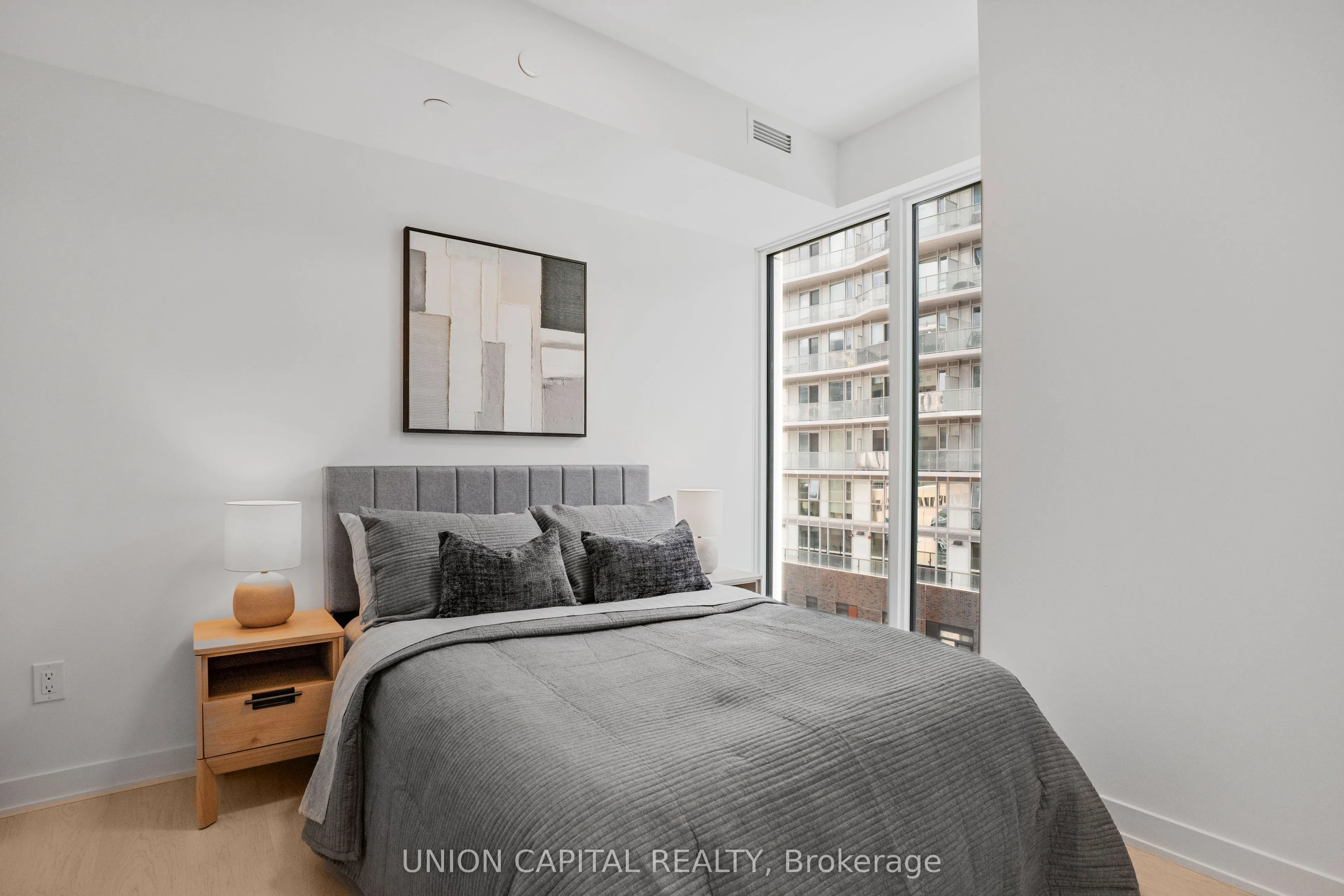 252 Church Street, #711