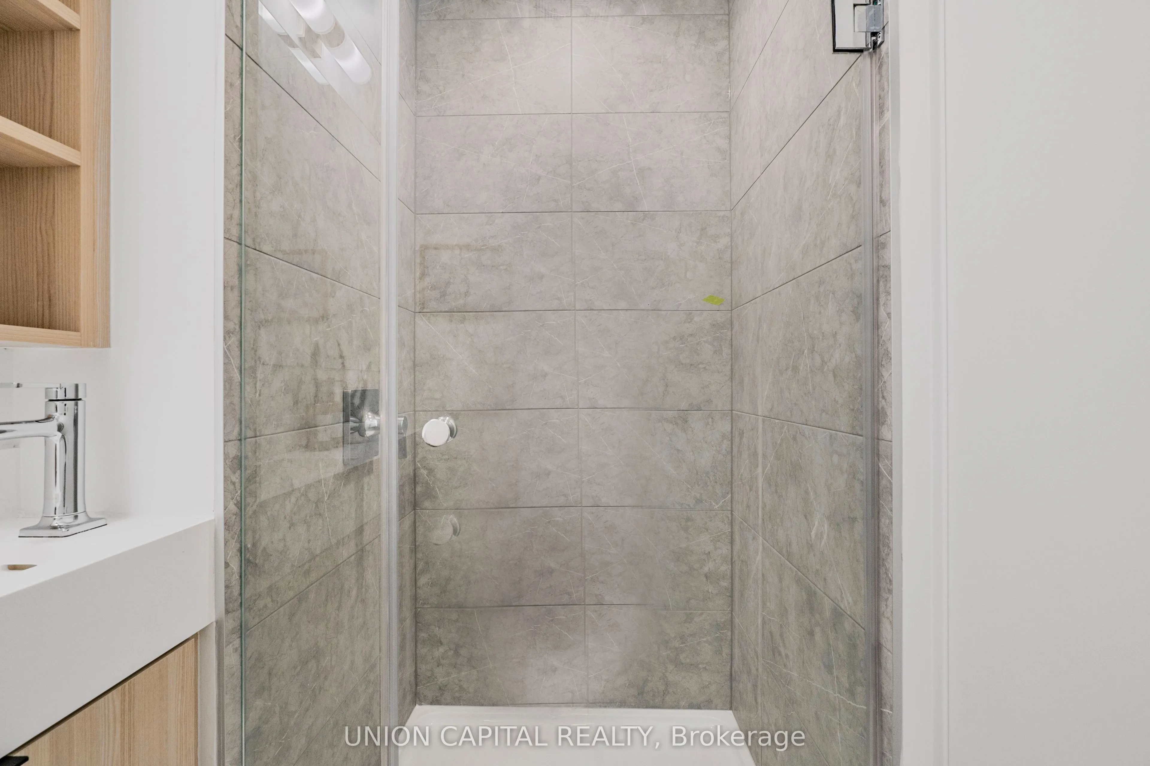 252 Church Street, #711