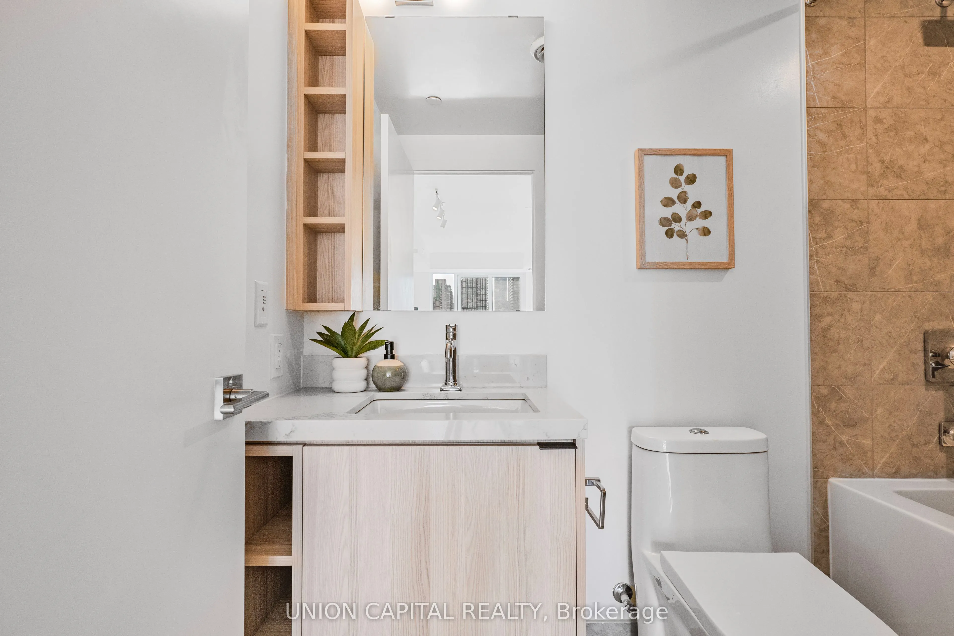 252 Church Street, #711