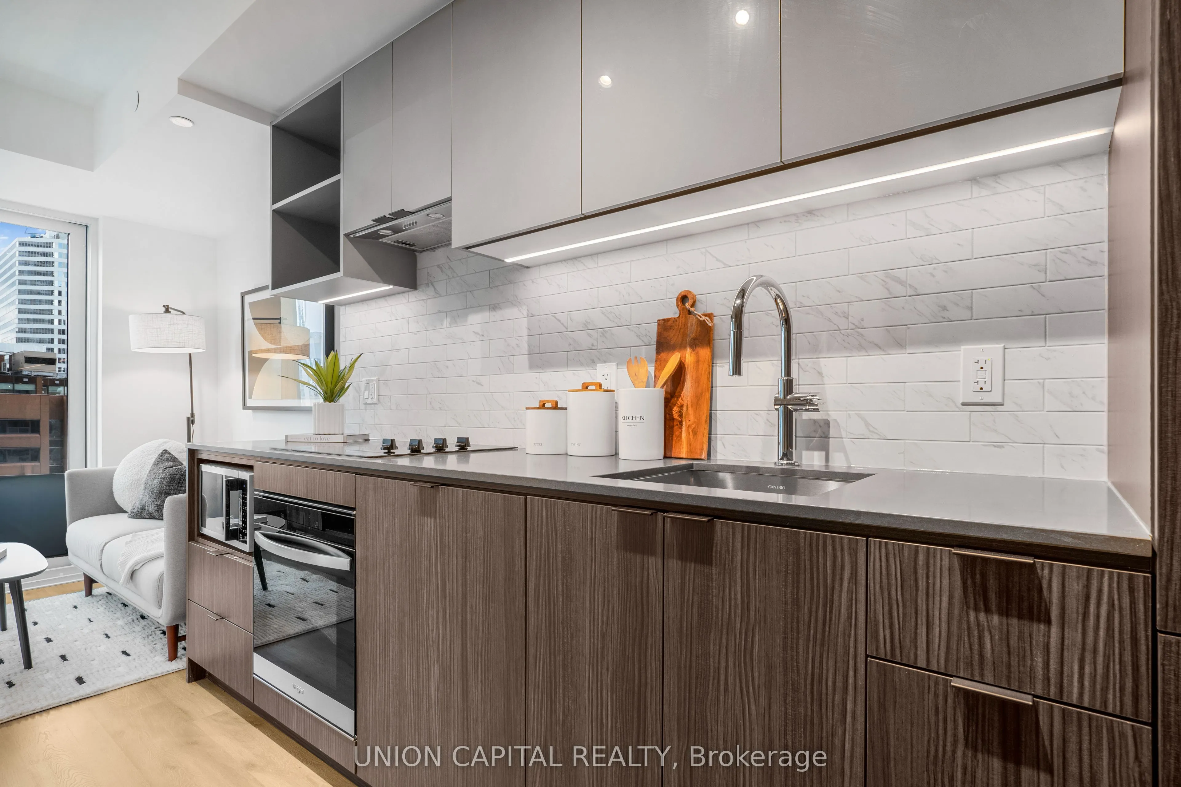 252 Church Street, #1801