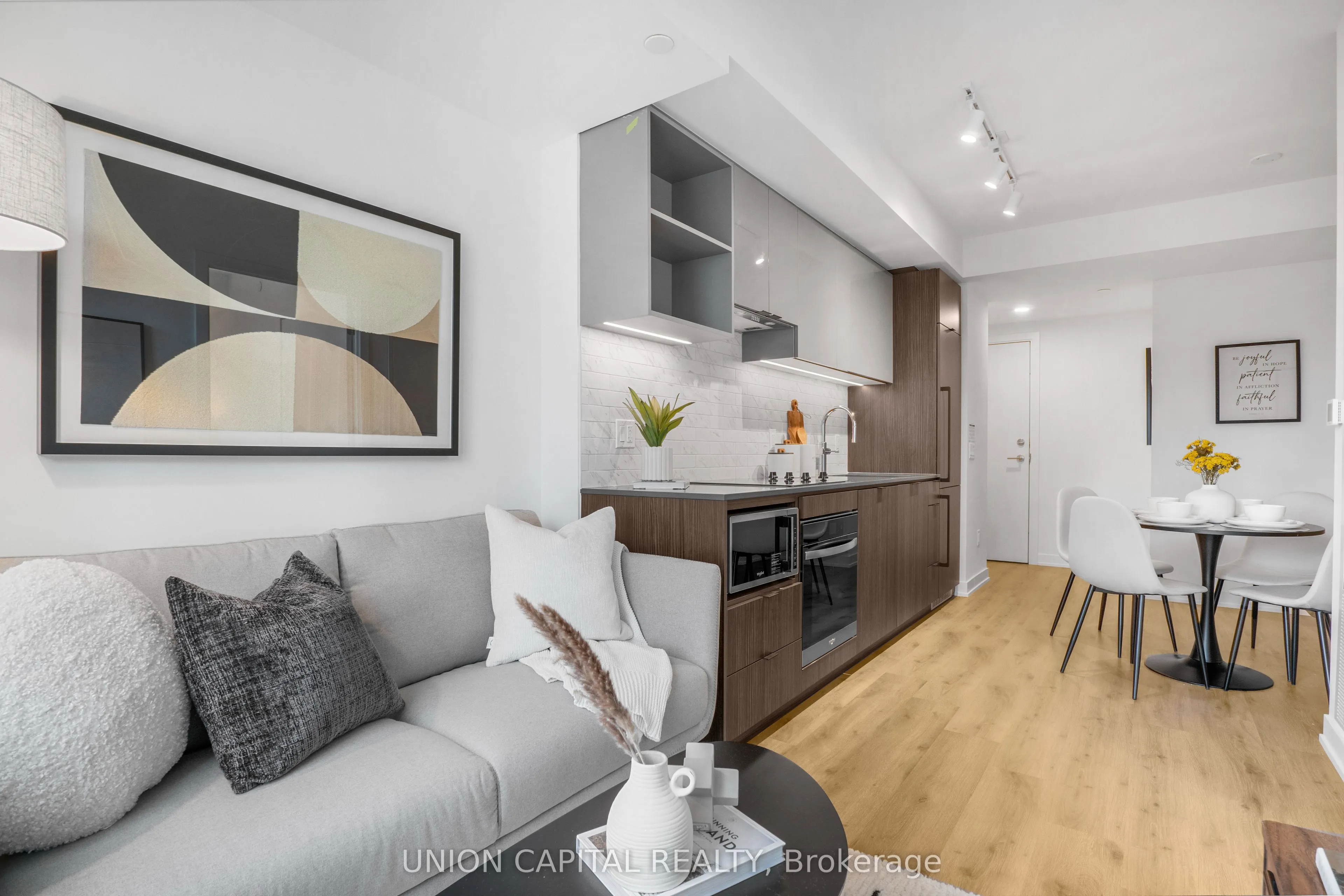 252 Church Street, #1801