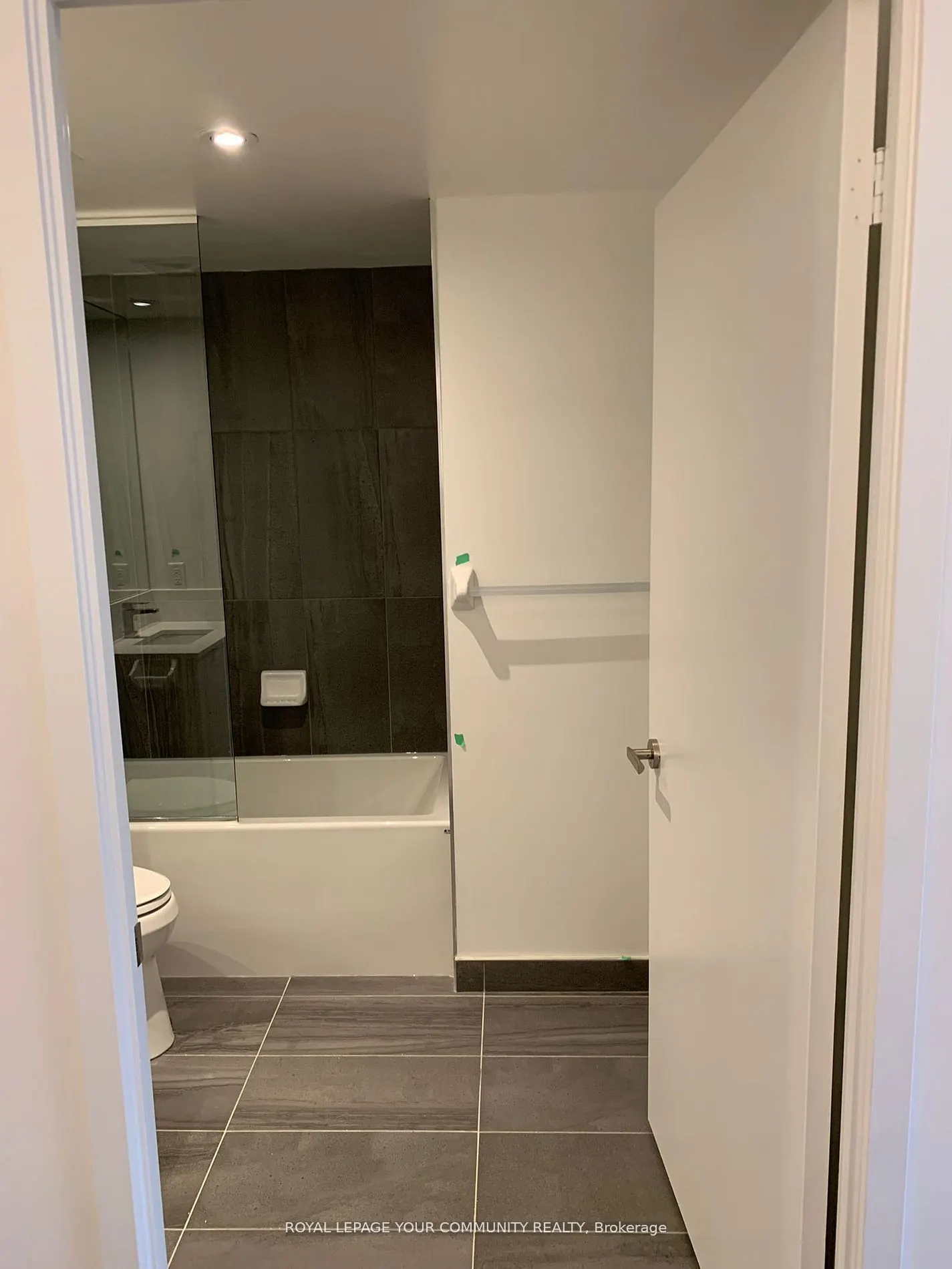 195 Redpath Avenue #3507