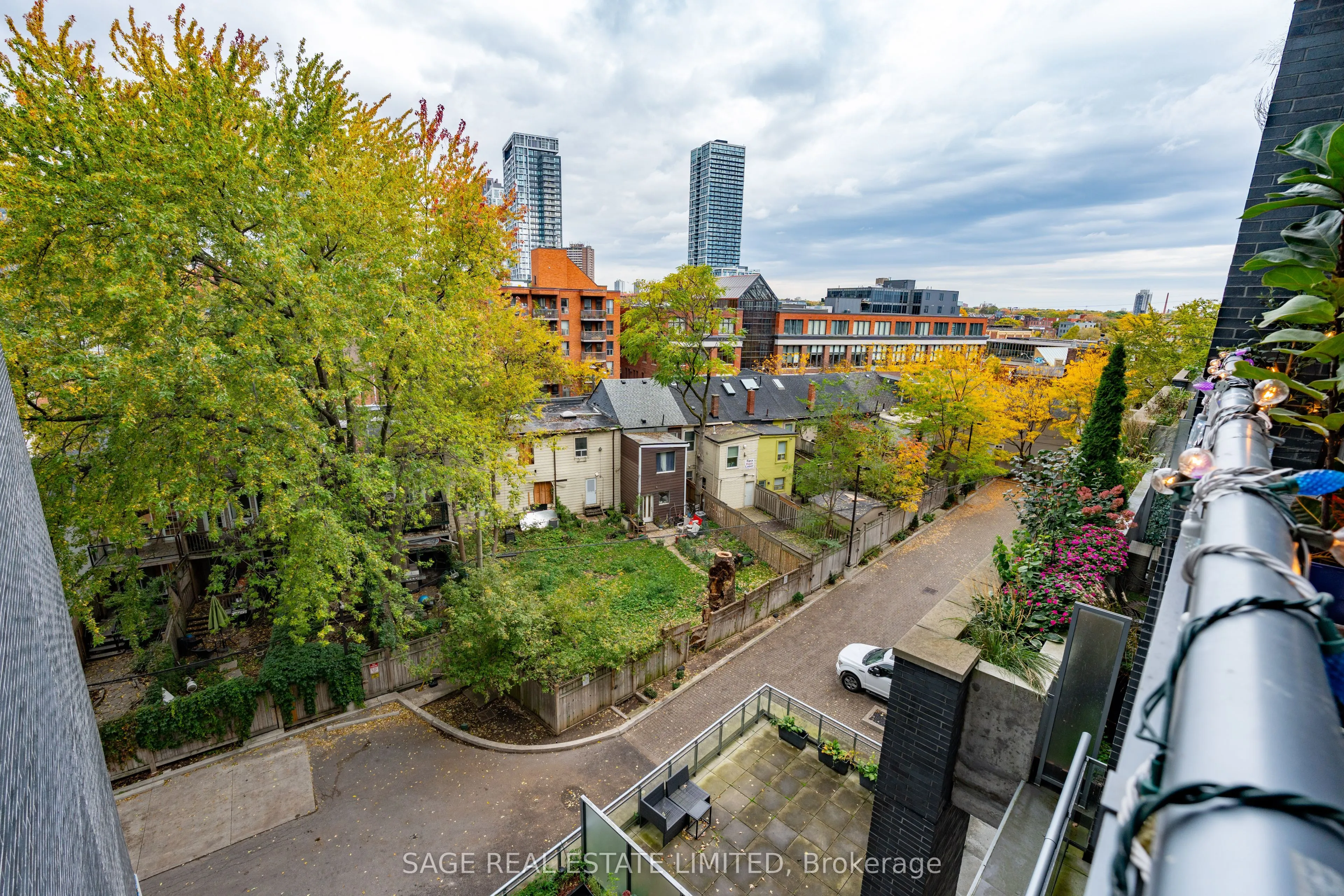 510 King Street E, #511