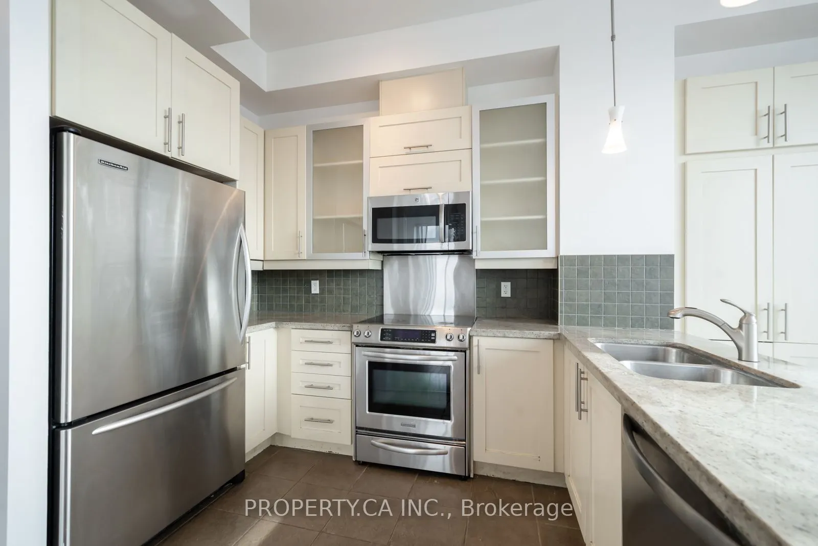 763 Bay Street, #Ph05