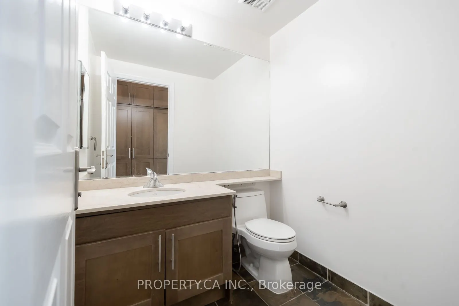 763 Bay Street, #Ph05