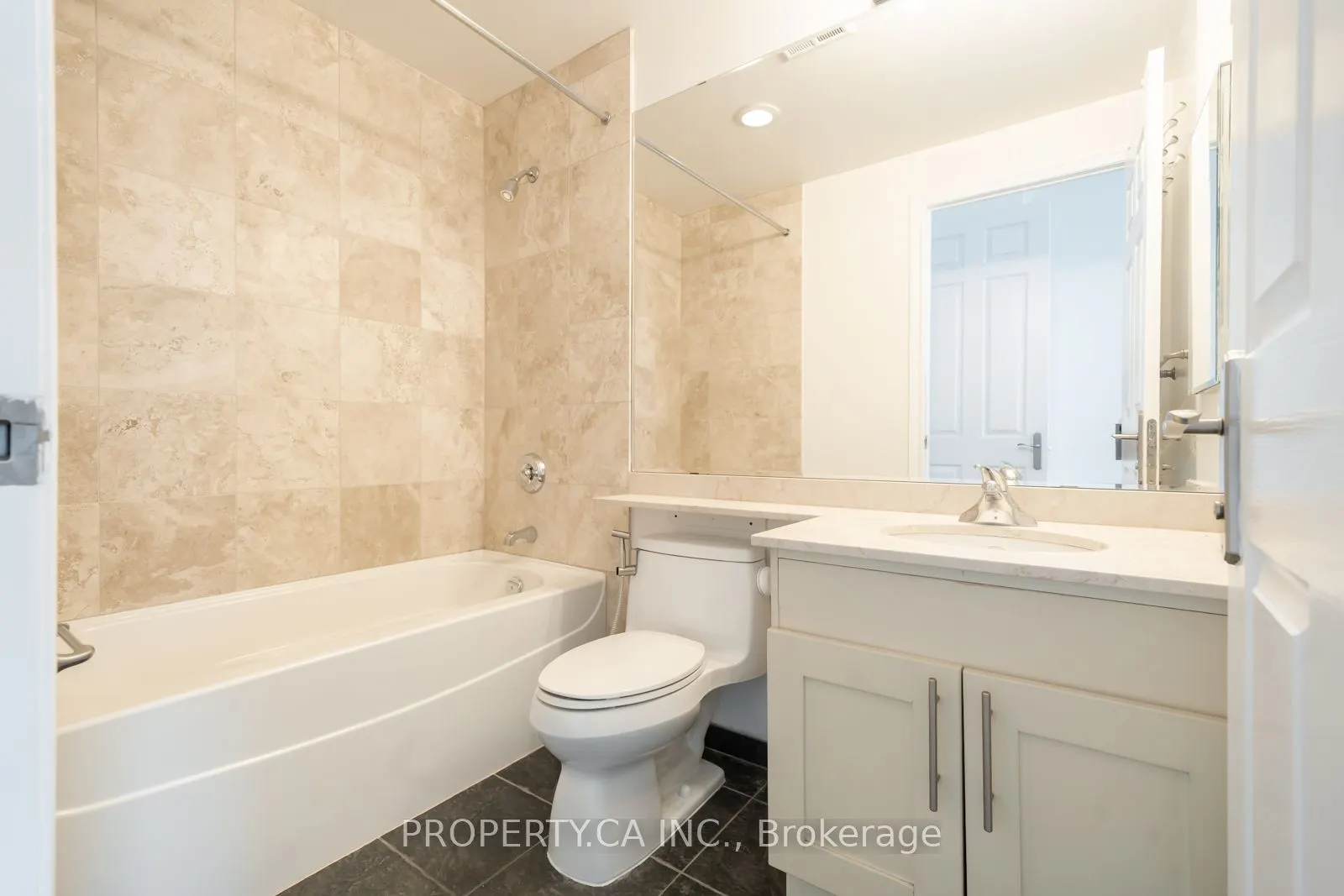 763 Bay Street, #Ph05