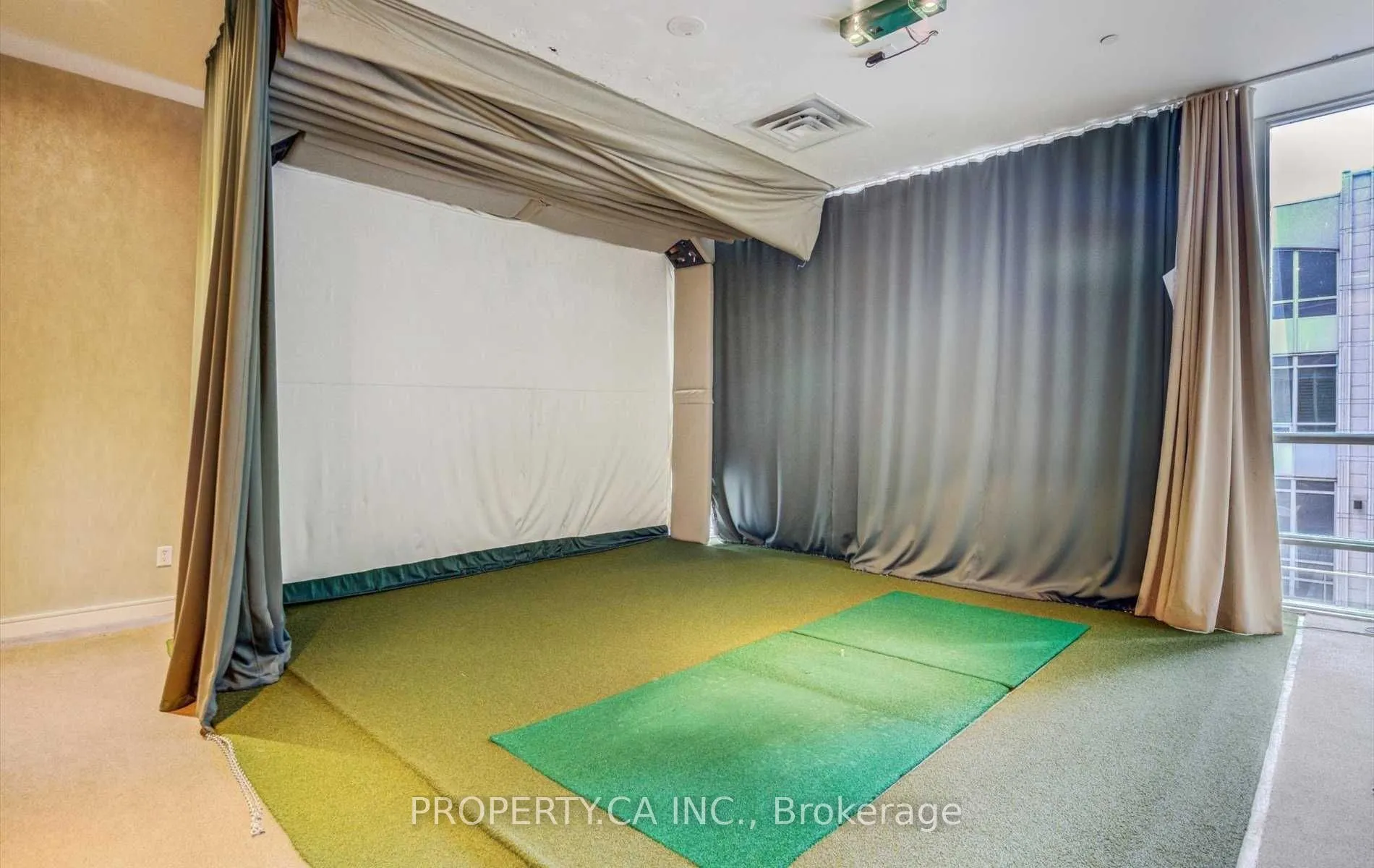 763 Bay Street, #Ph05