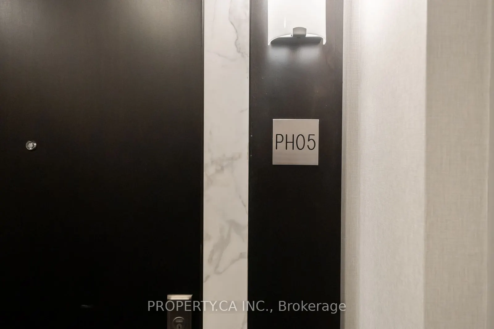 763 Bay Street, #Ph05