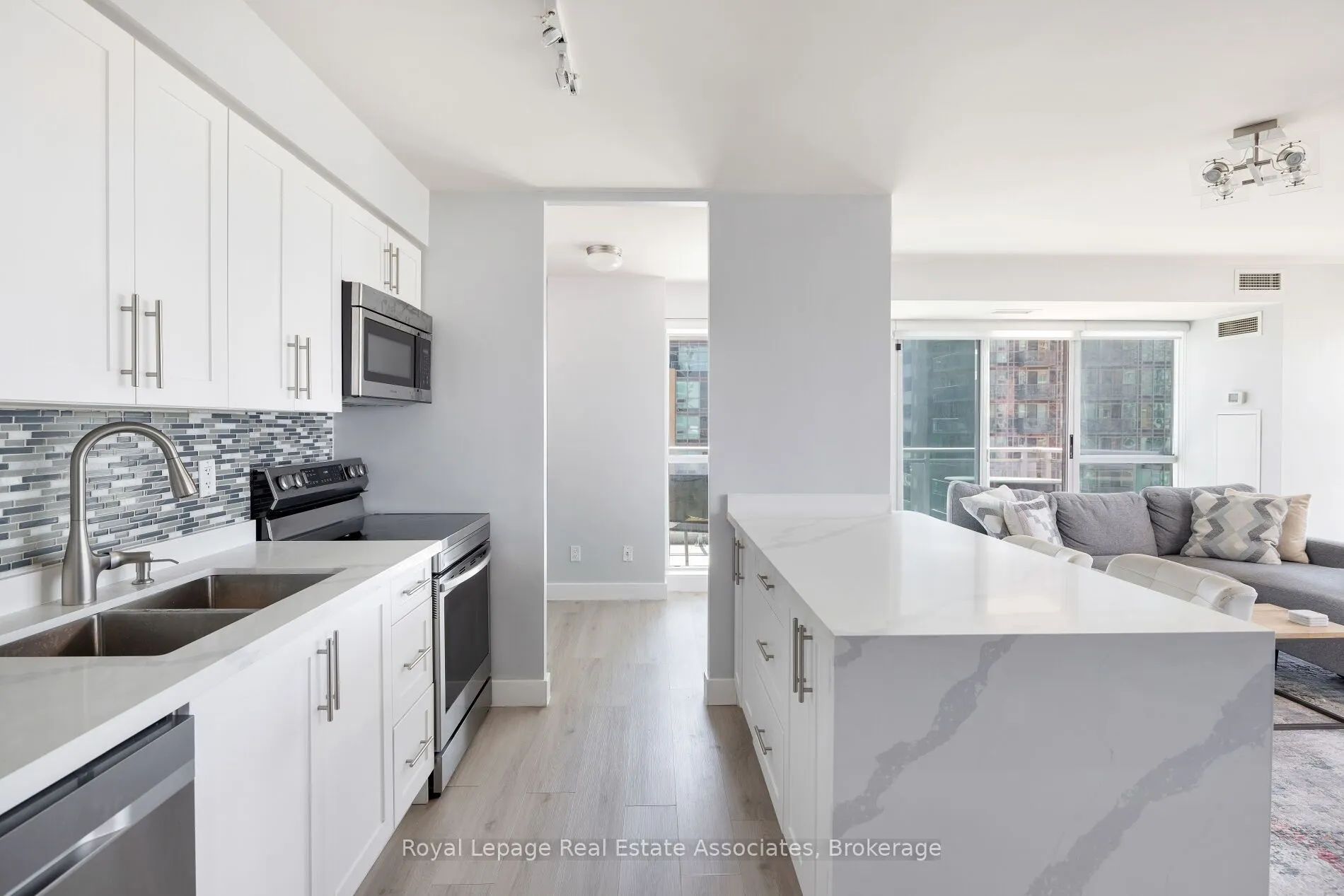 100 Western Battery Road, #1203