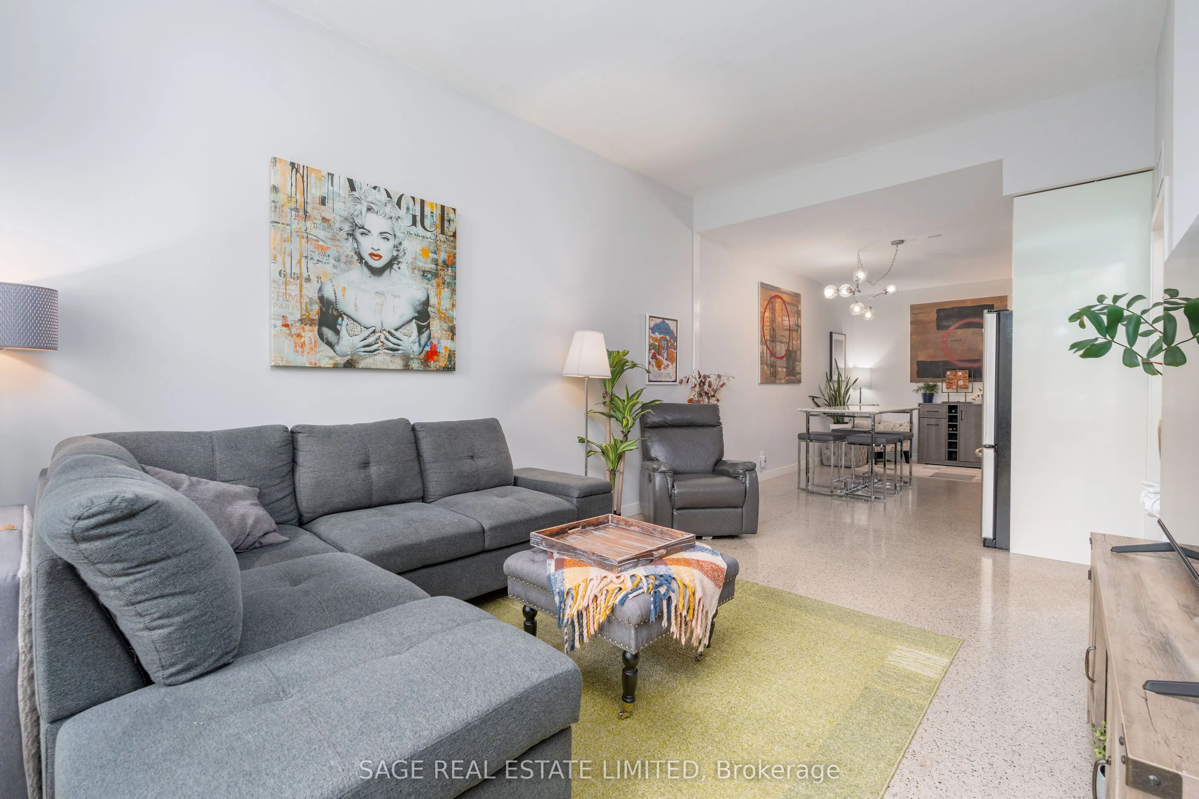 510 King Street E, #511