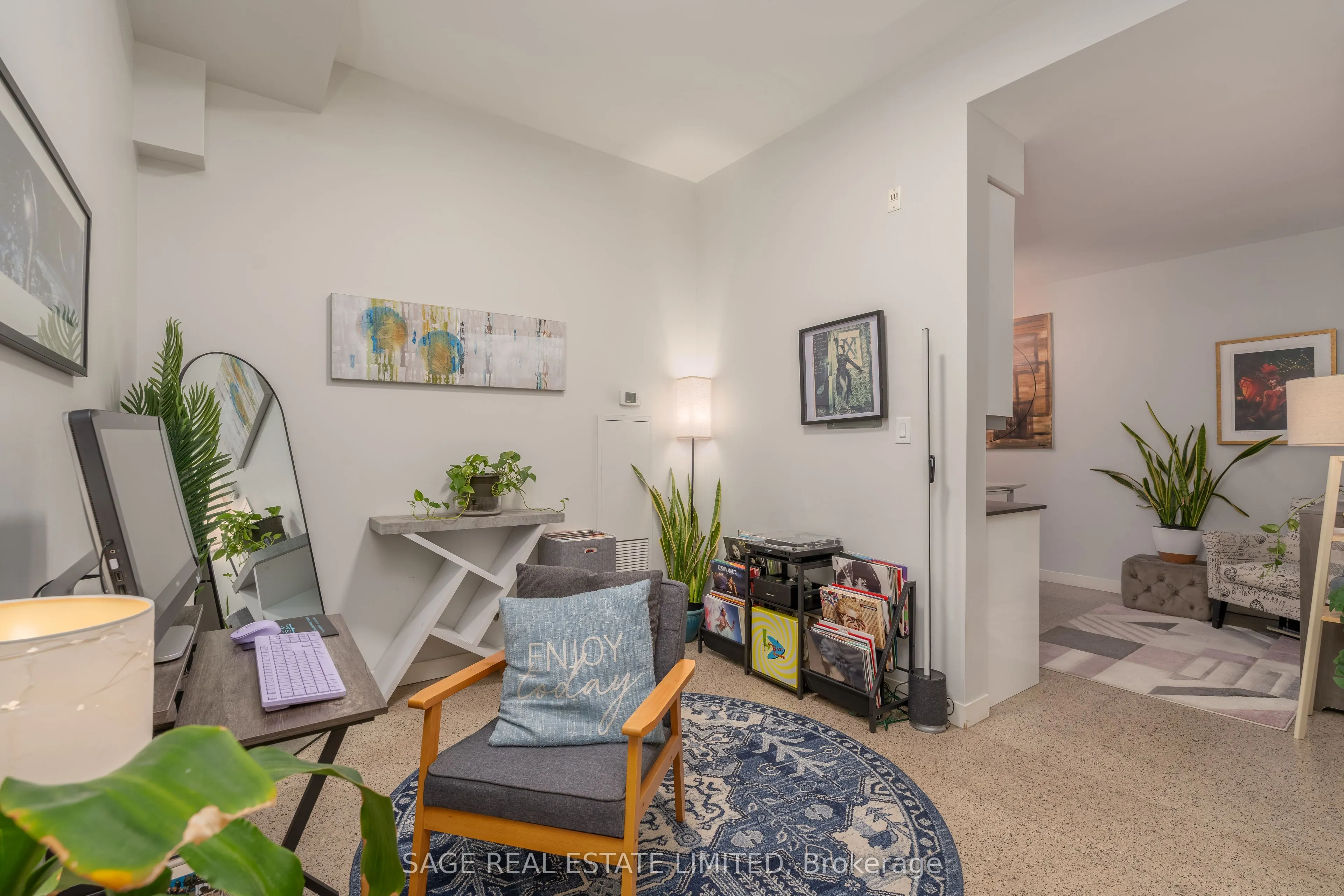 510 King Street E, #511