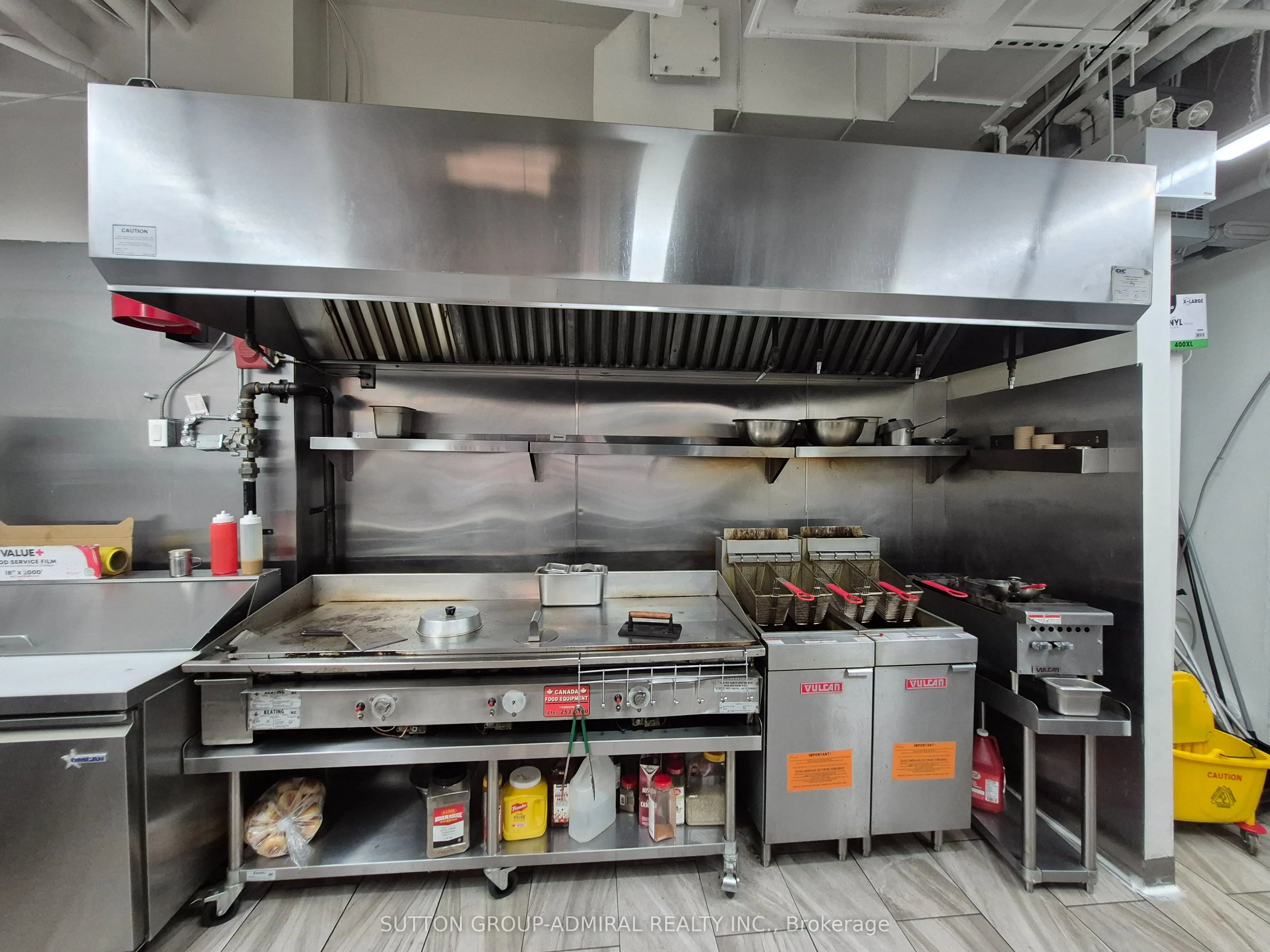 50 Gerrard Street E