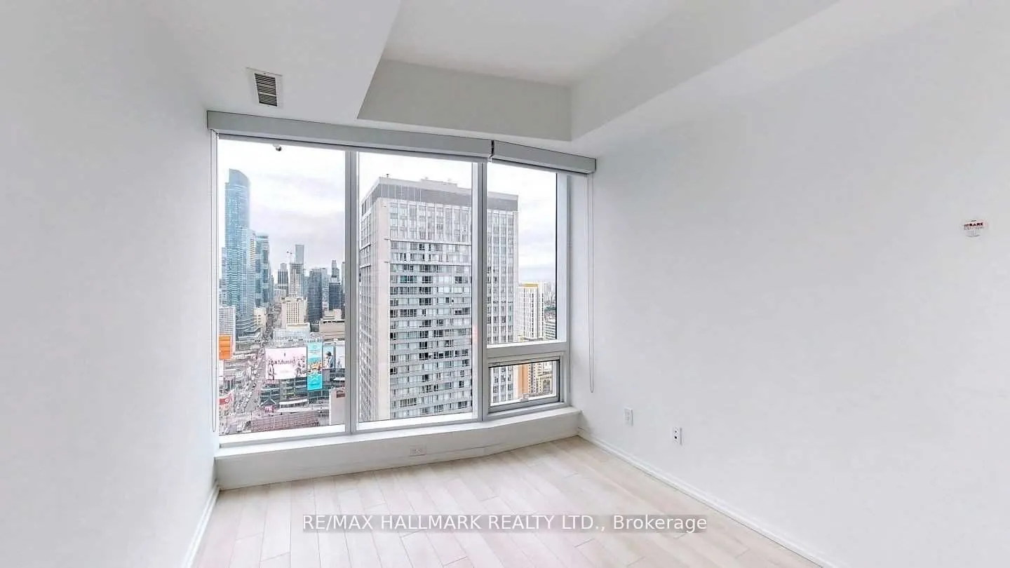 197 Yonge Street, #3114