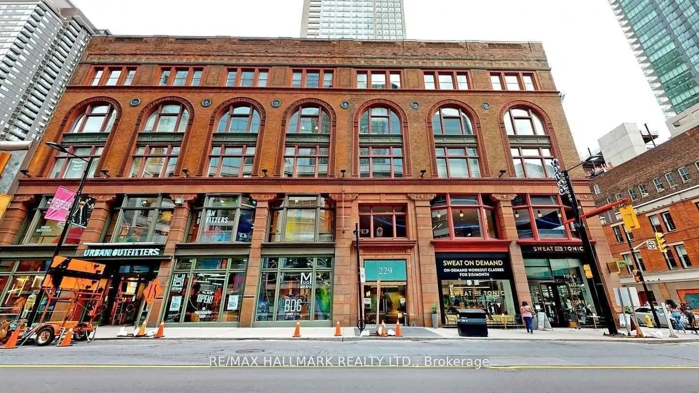 197 Yonge Street, #3114