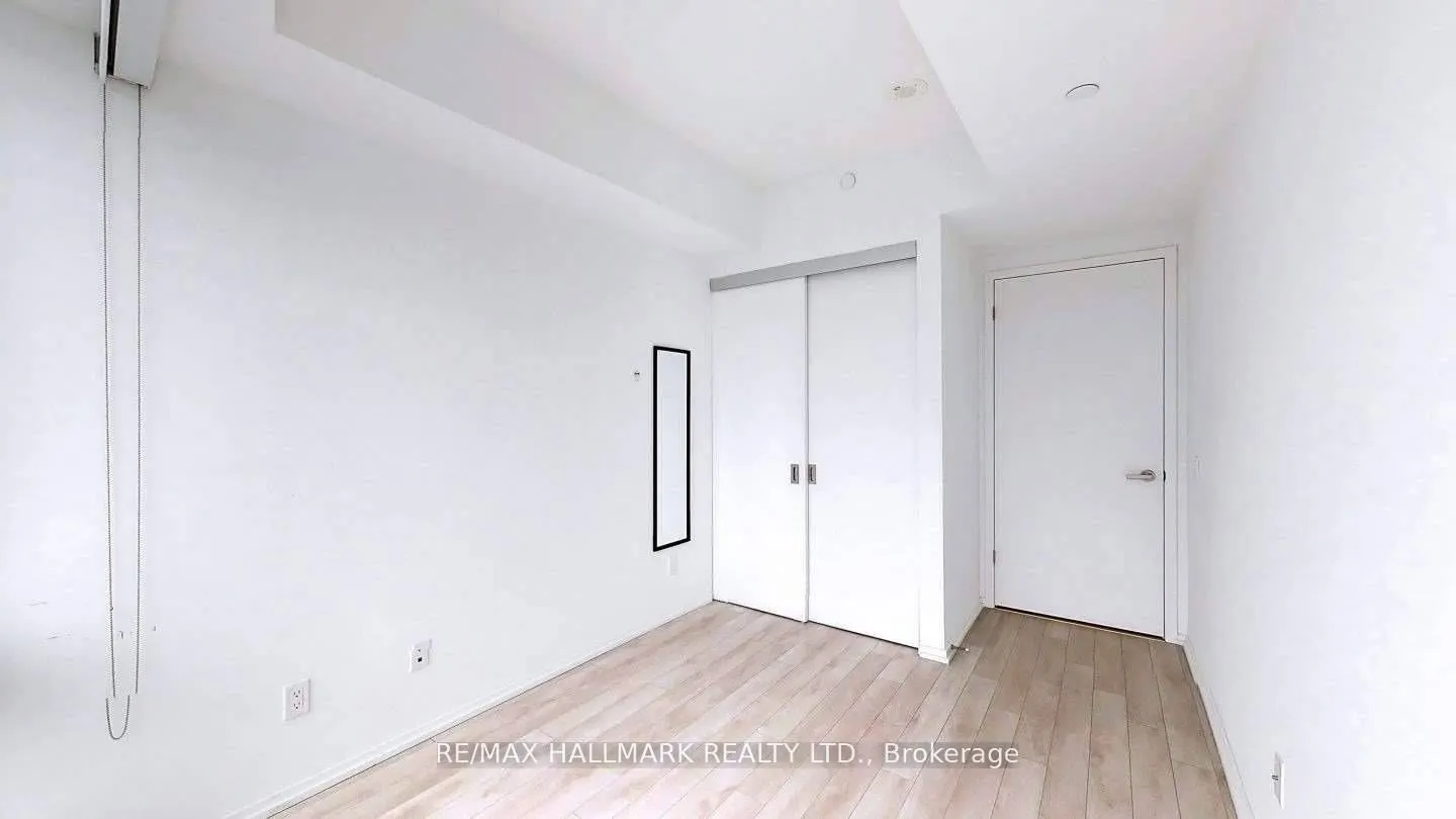 197 Yonge Street, #3114