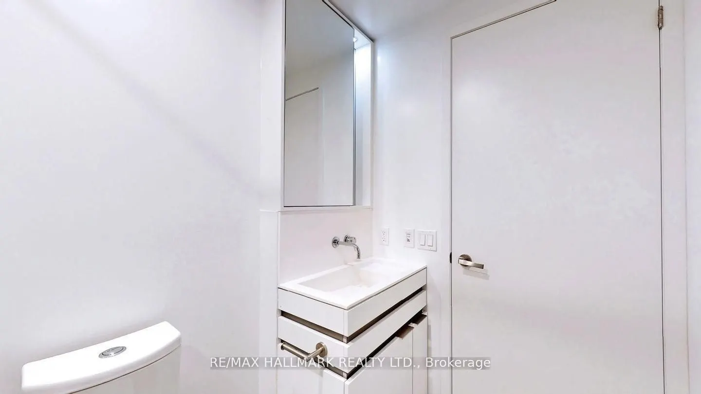197 Yonge Street, #3114