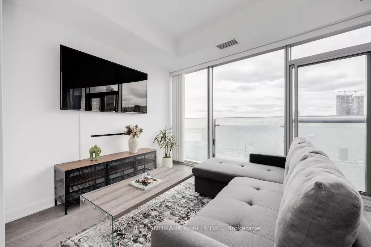 12 York Street, #3206