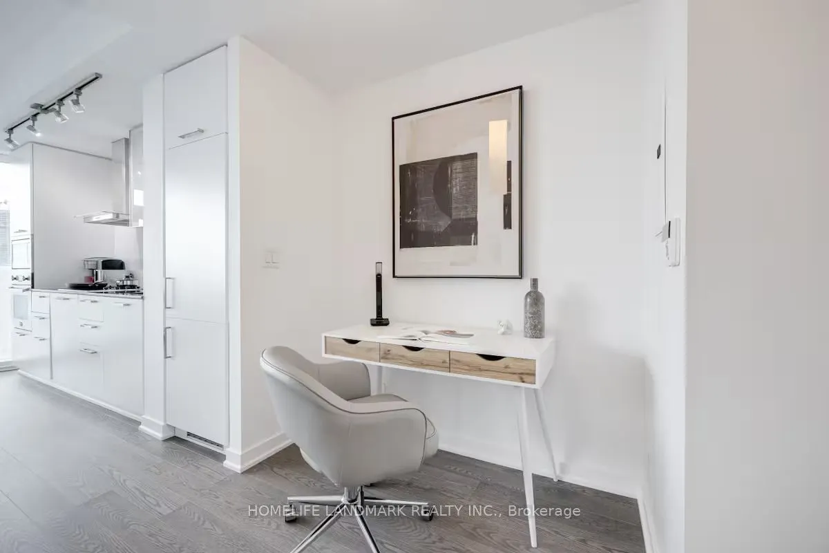 12 York Street, #3206