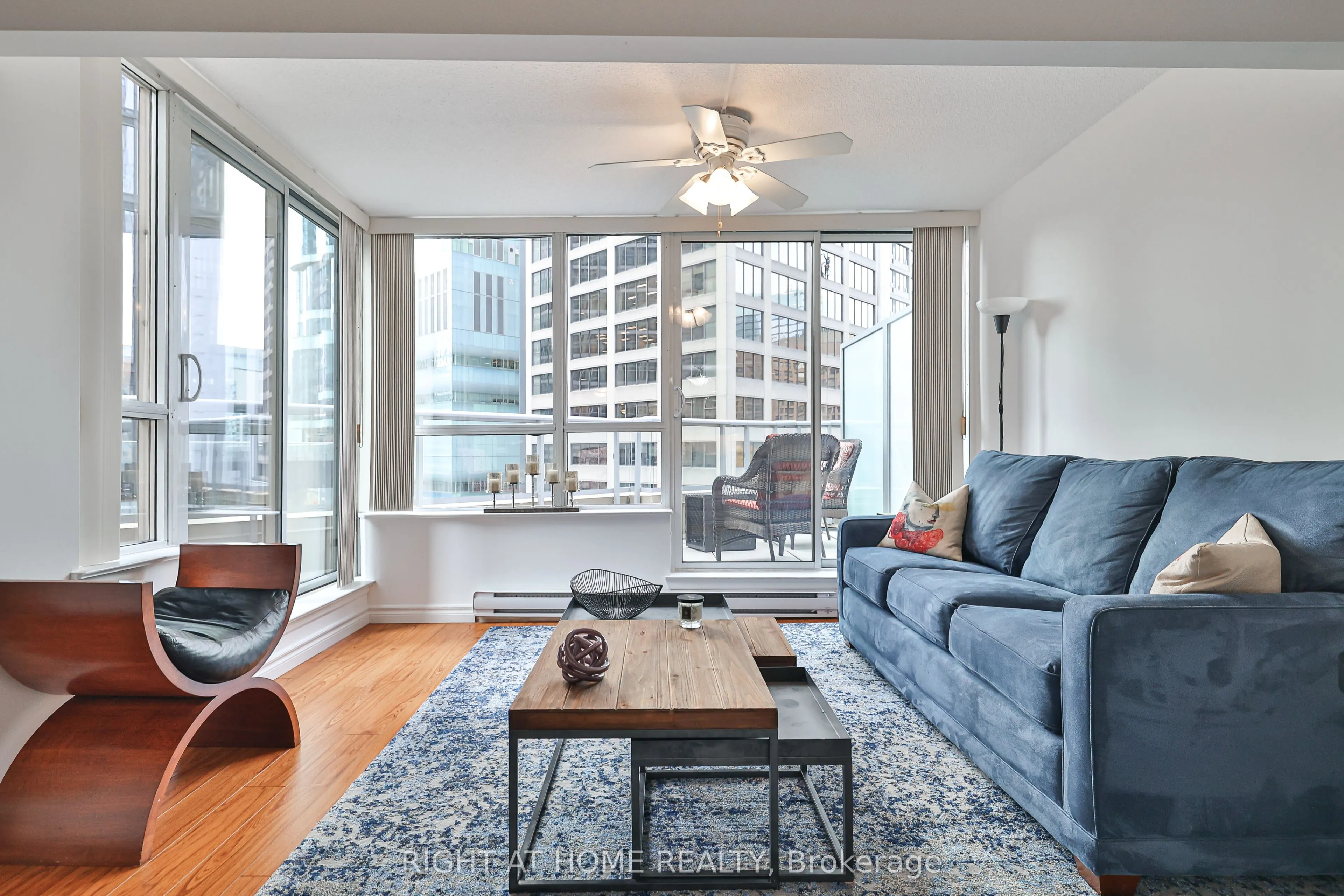 711 Bay Street S, #615