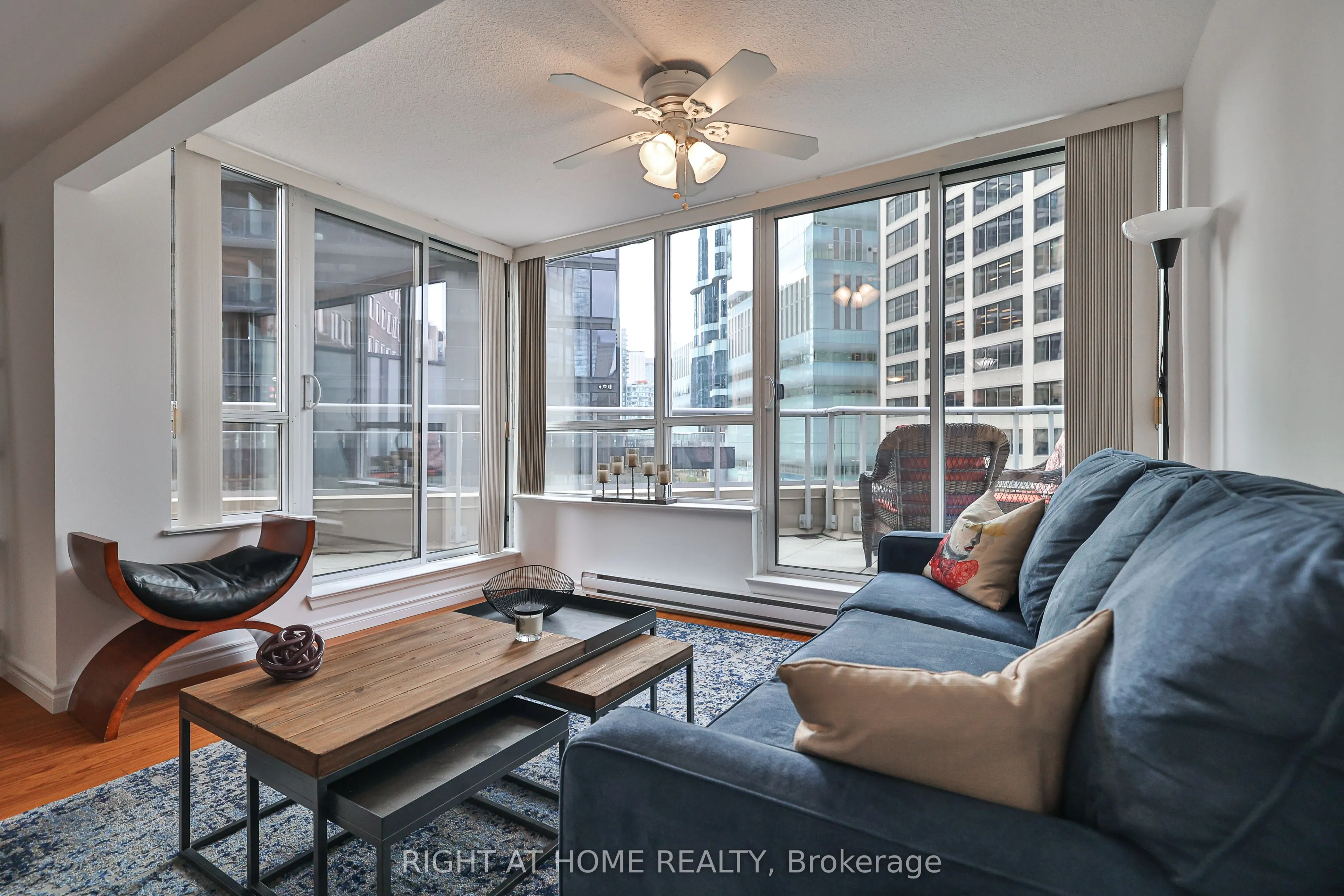 711 Bay Street S, #615