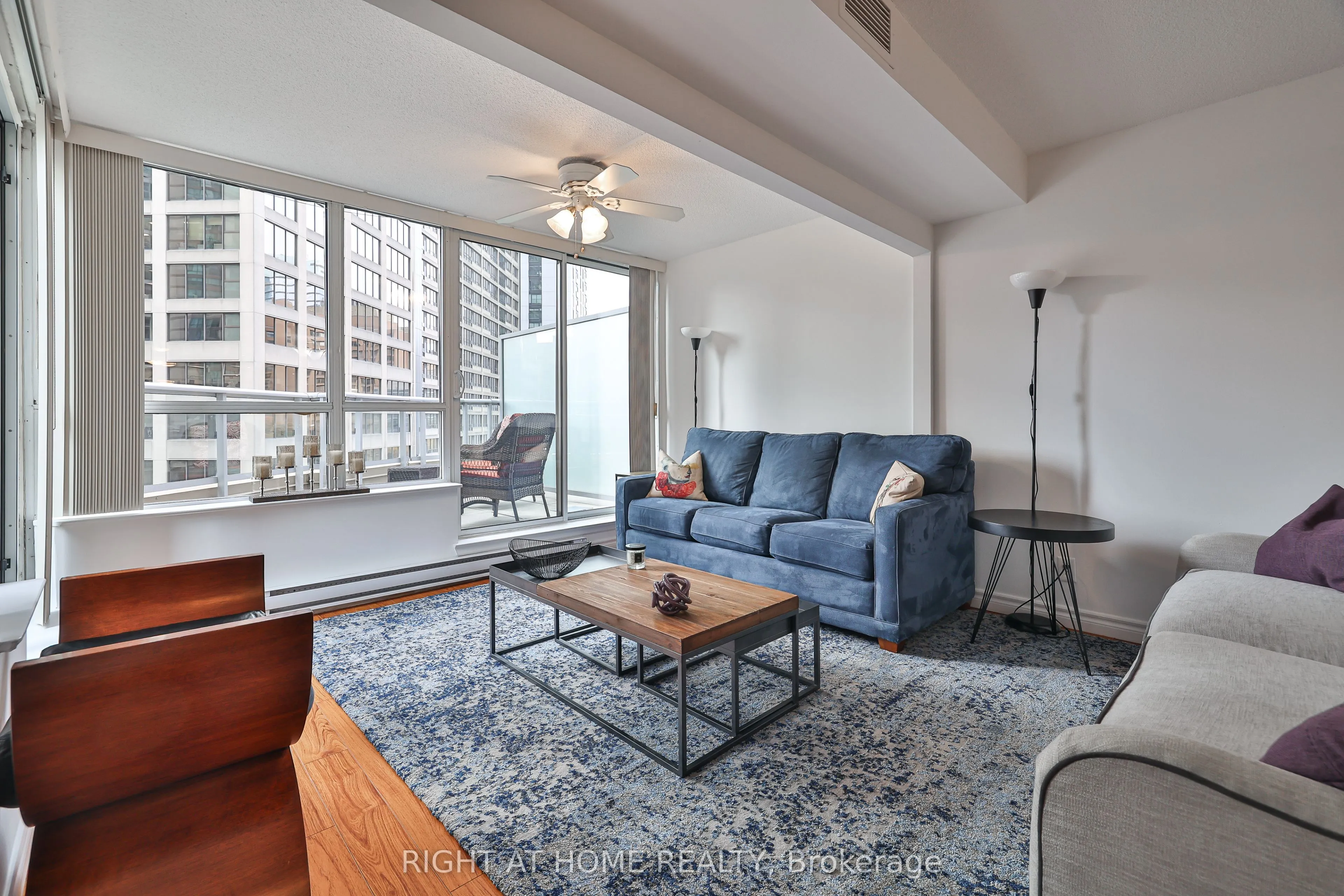 711 Bay Street S, #615