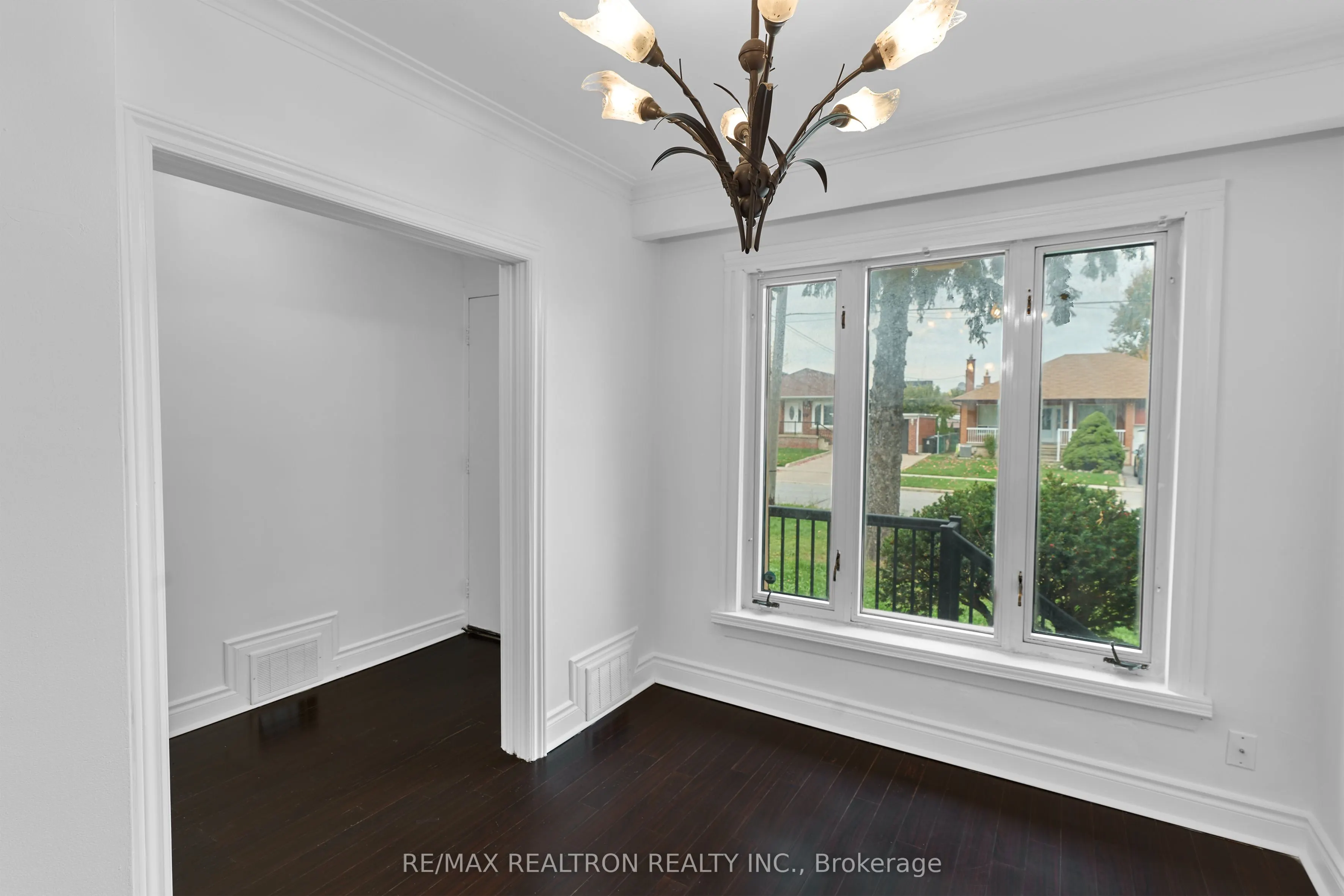 135 Regina Avenue