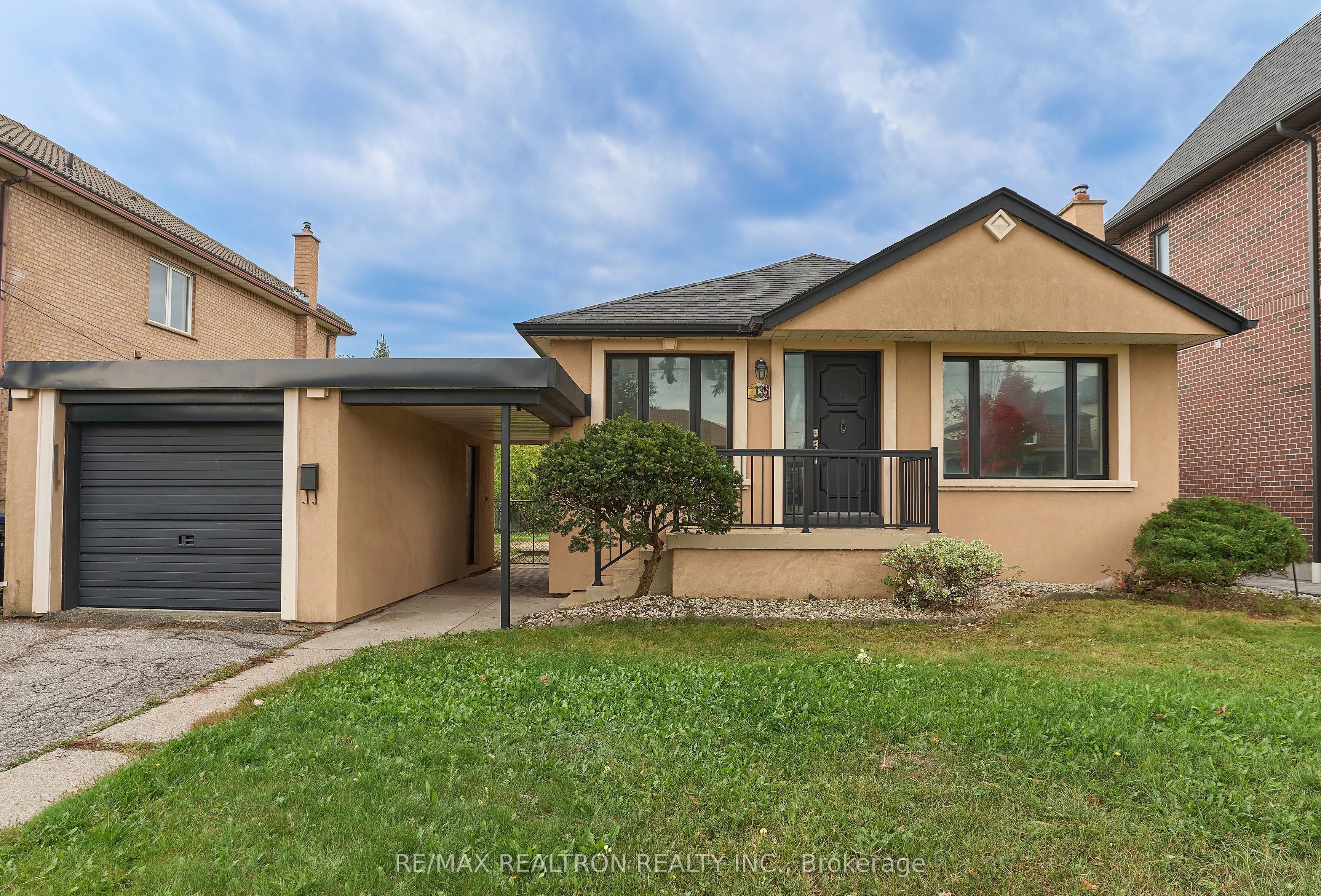 135 Regina Avenue