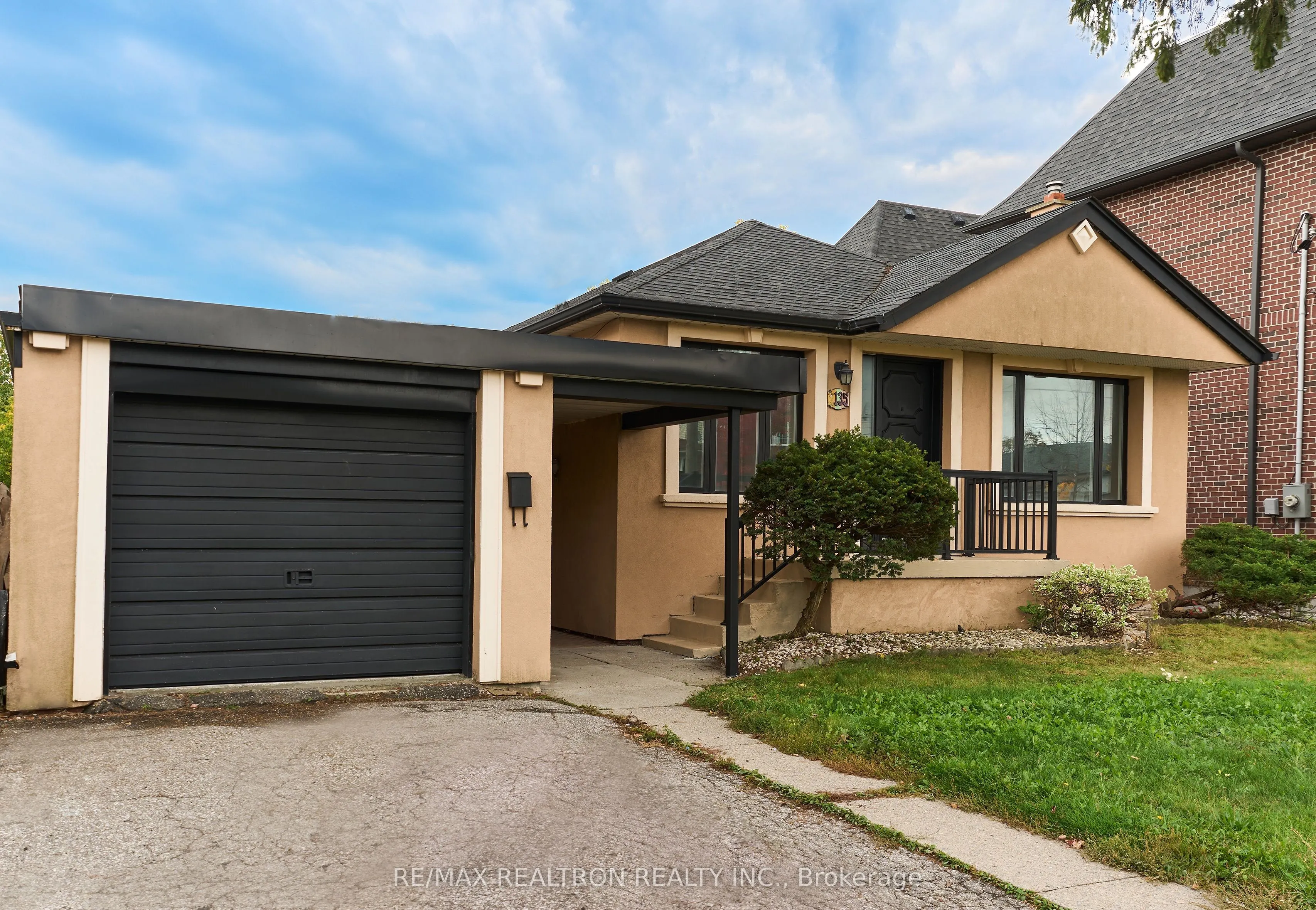 135 Regina Avenue