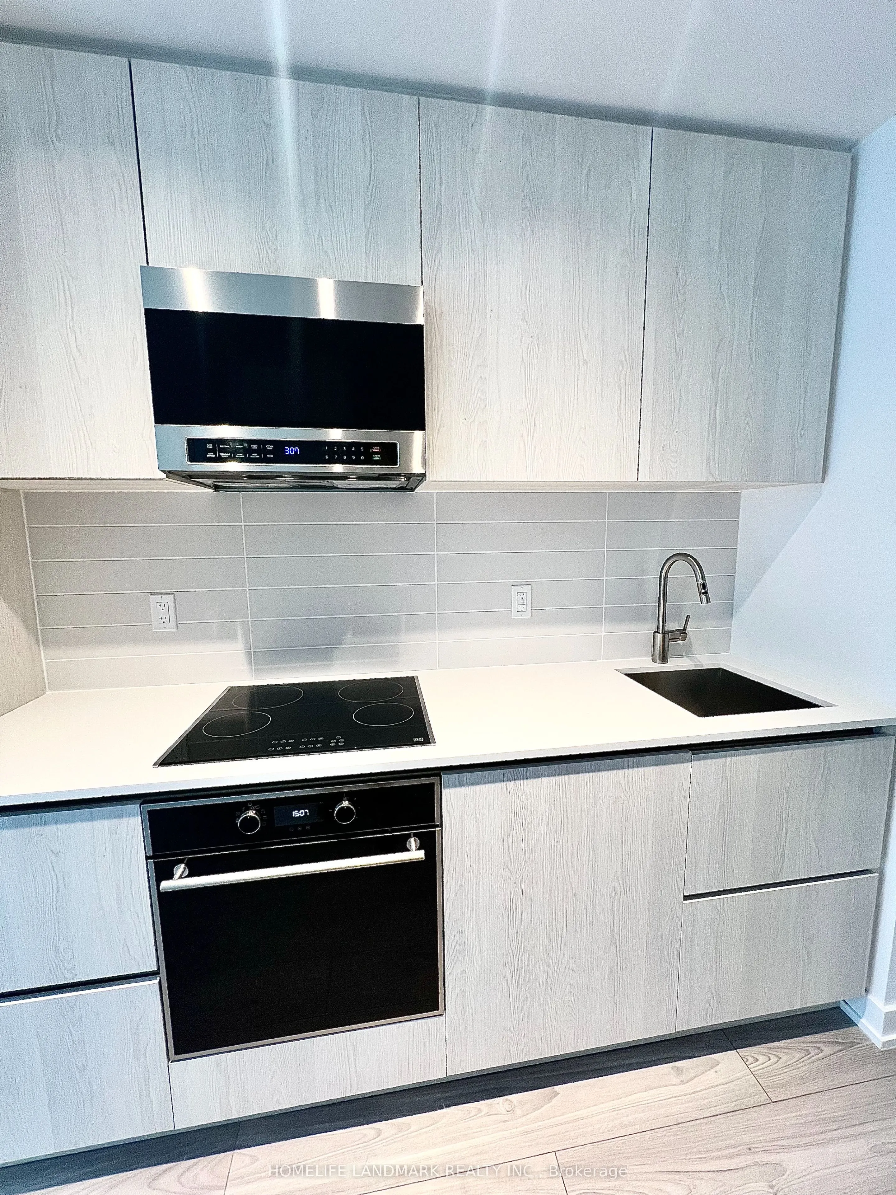 110 Broadway Avenue, #603S