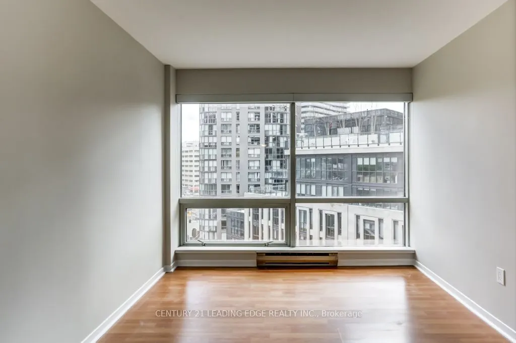 1001 Bay Street, #811