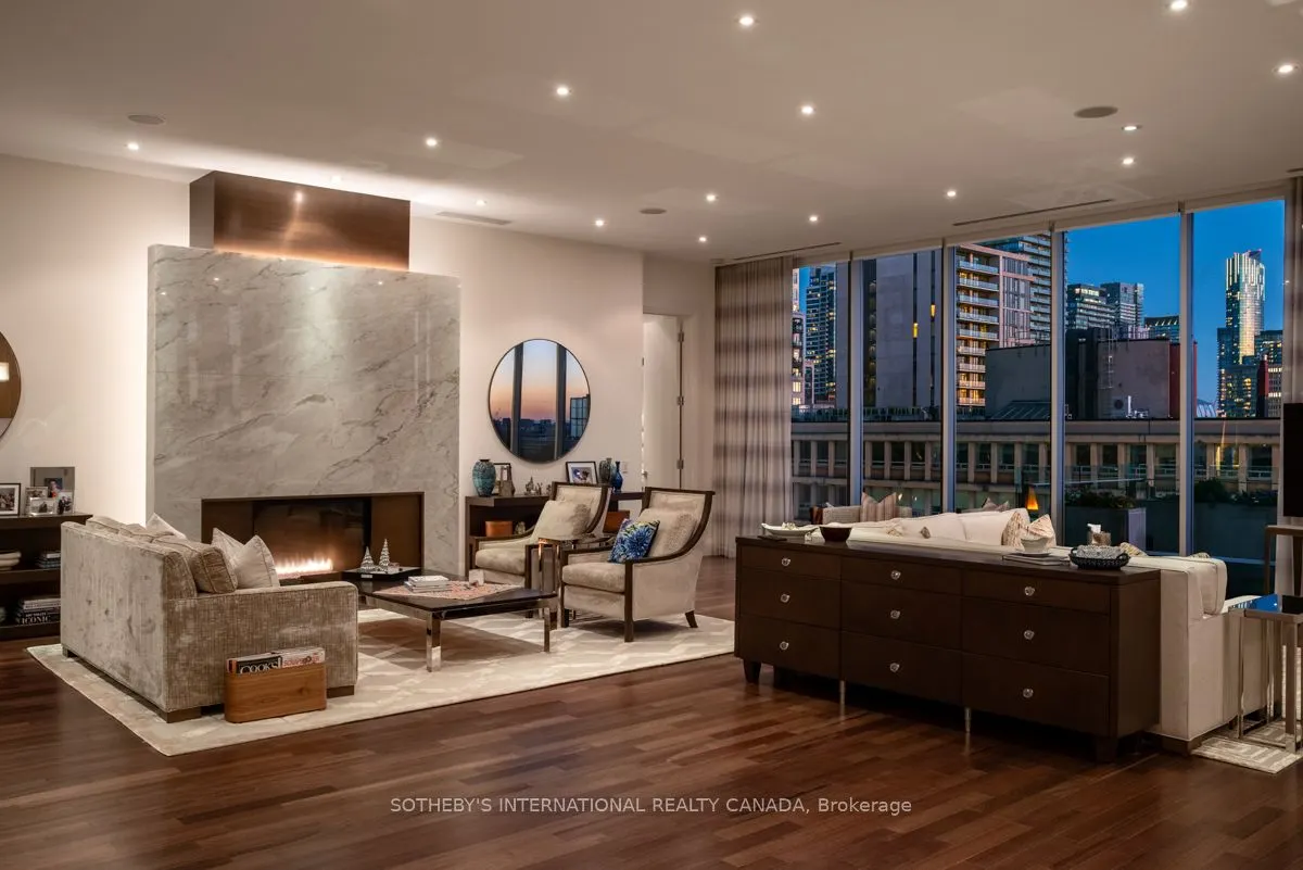 155 Cumberland Street, #1201
