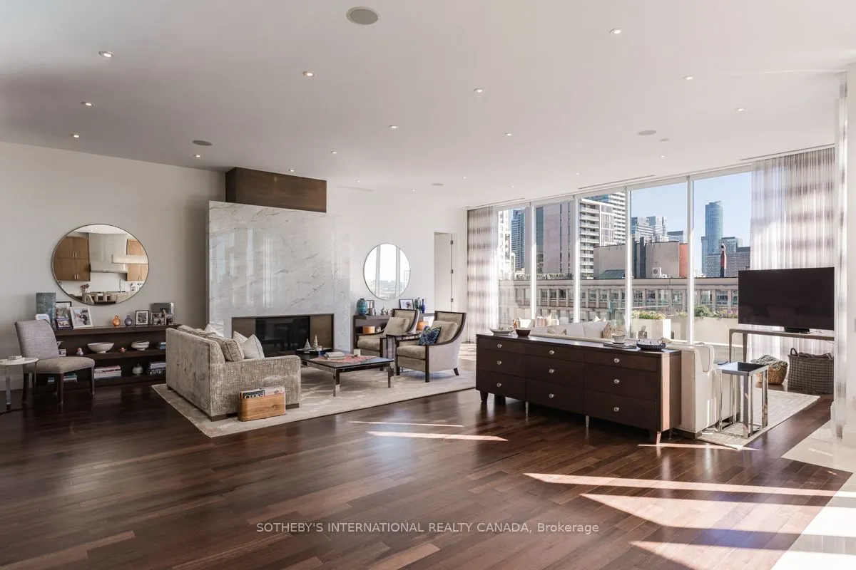 155 Cumberland Street, #1201