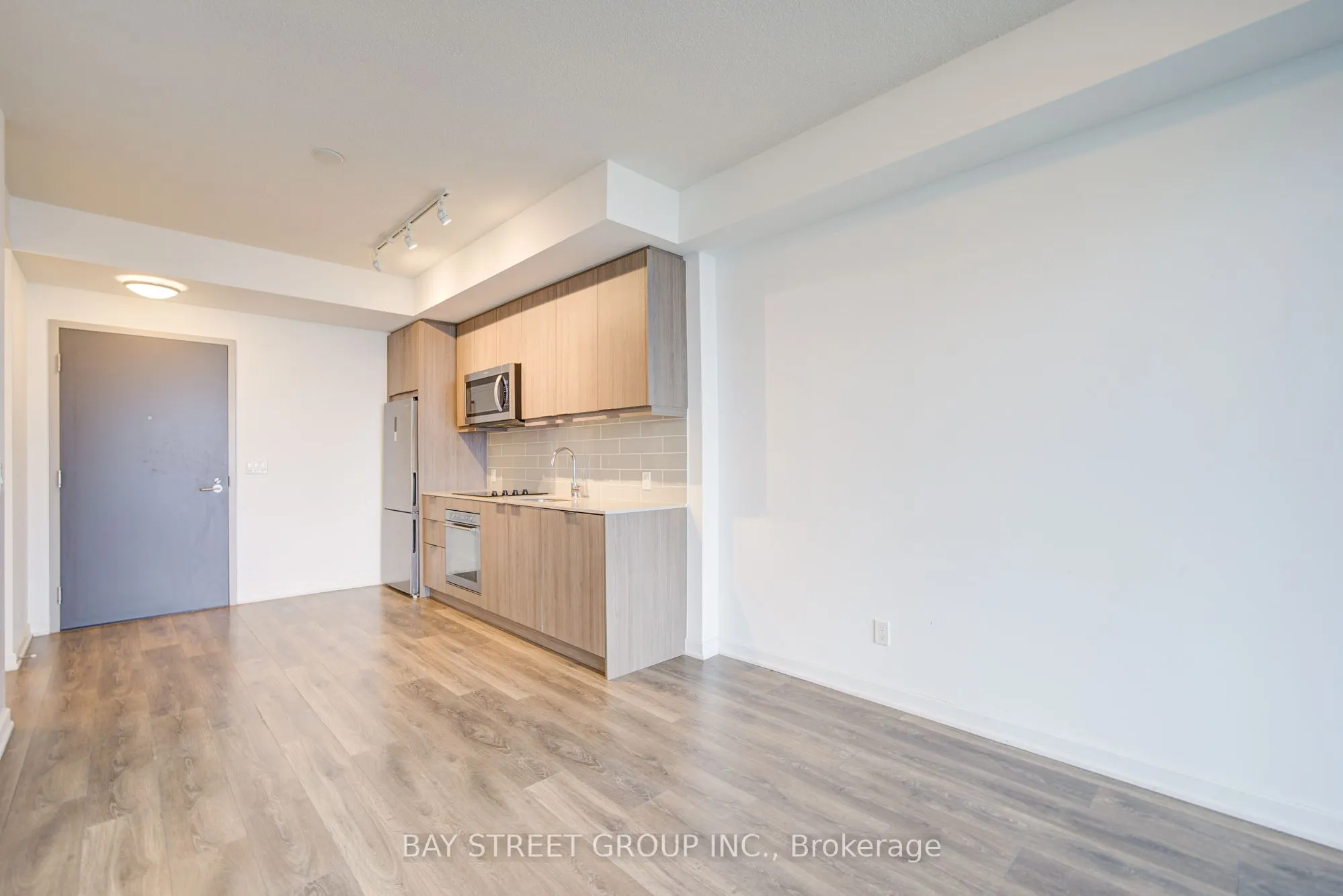 38 Forest Manor Road, #1009