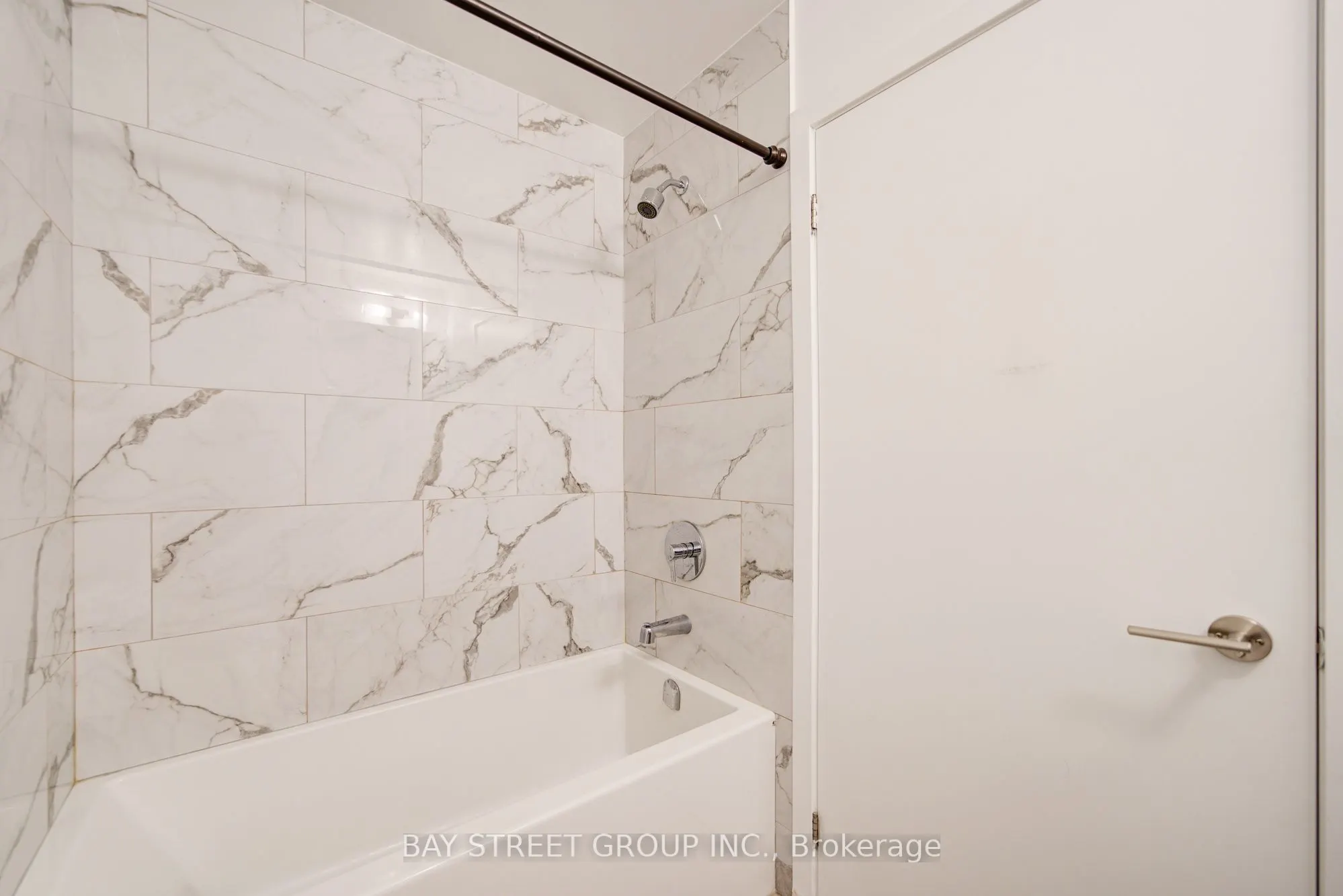 38 Forest Manor Road, #1009