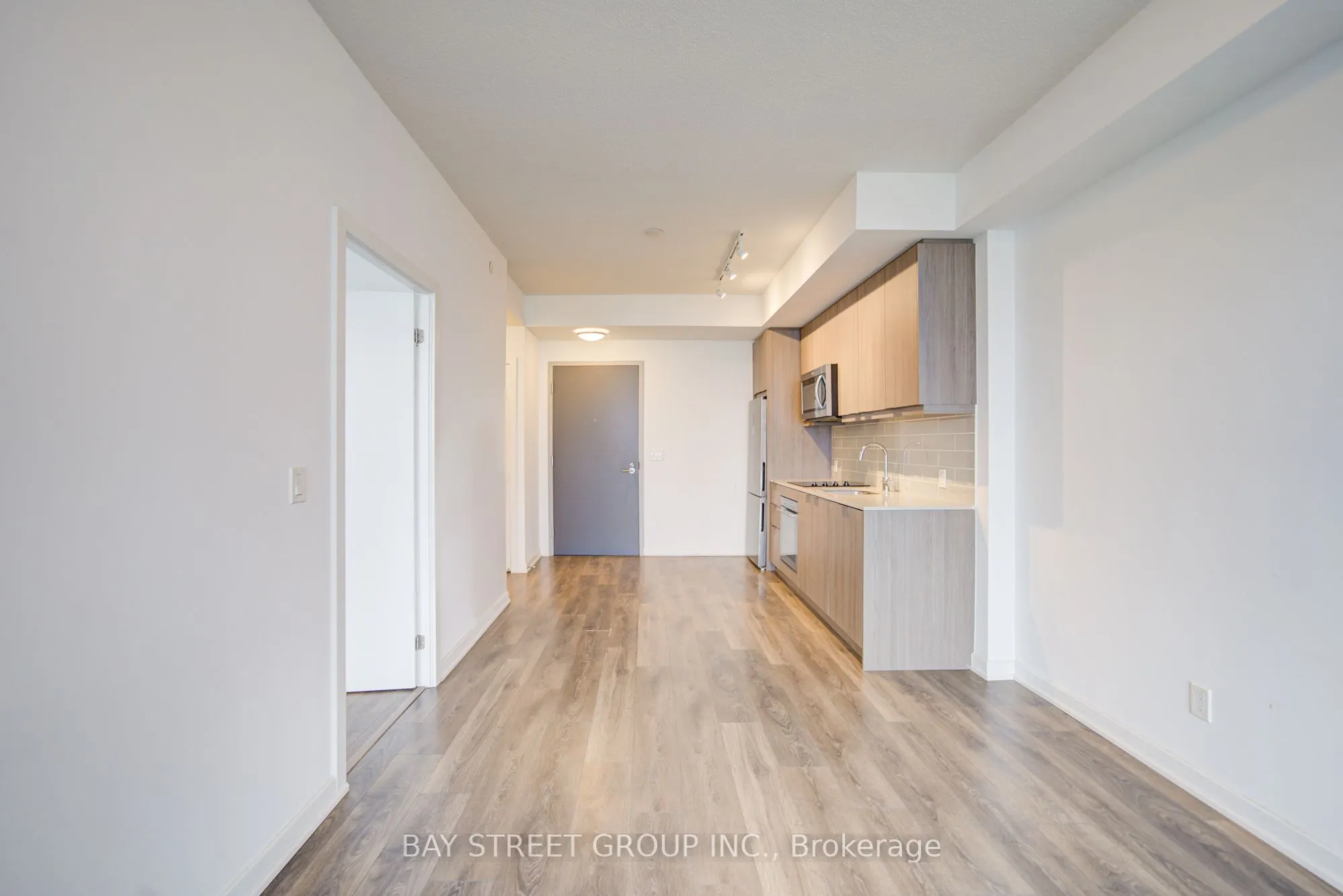 38 Forest Manor Road, #1009