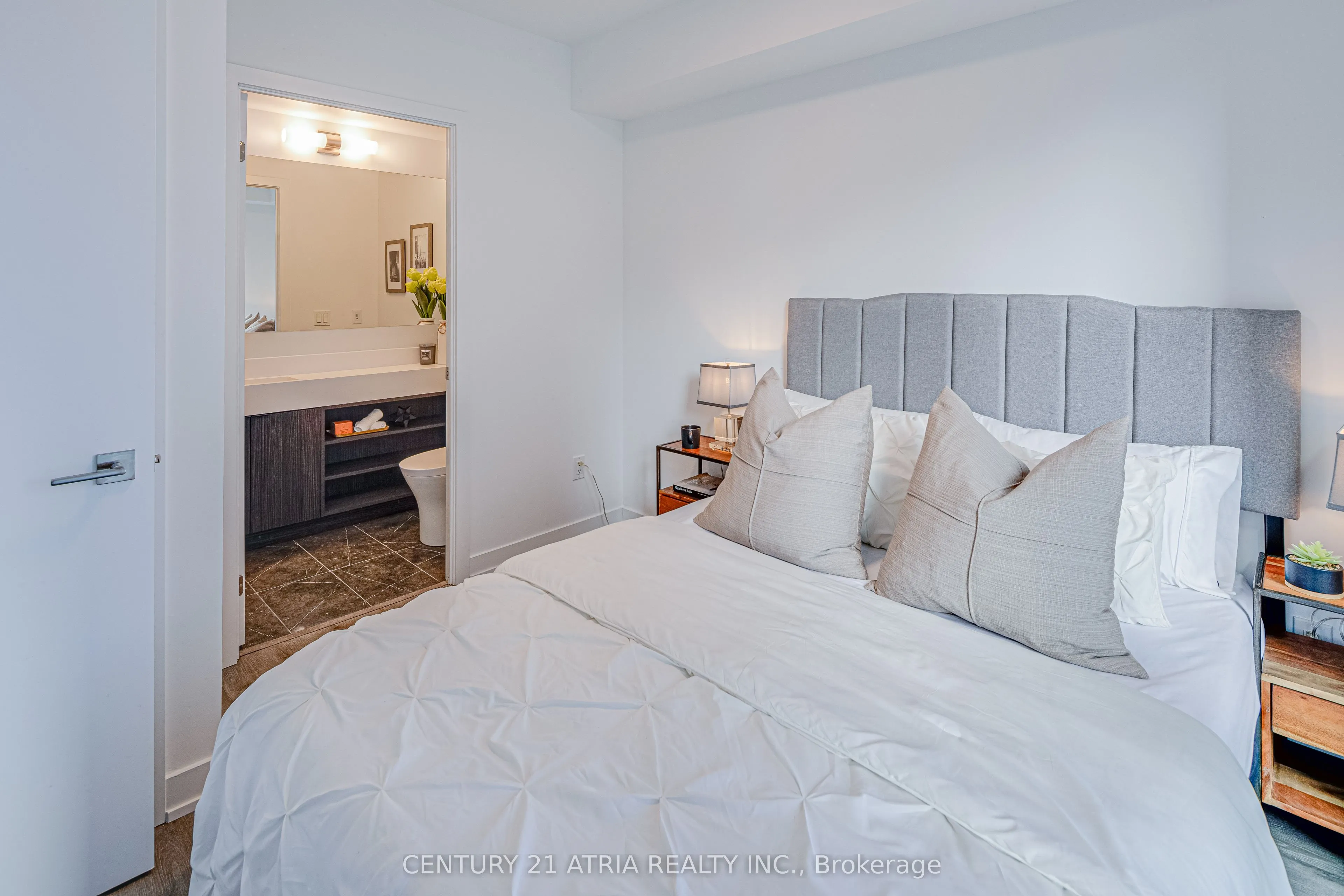 252 Church Street, #2308