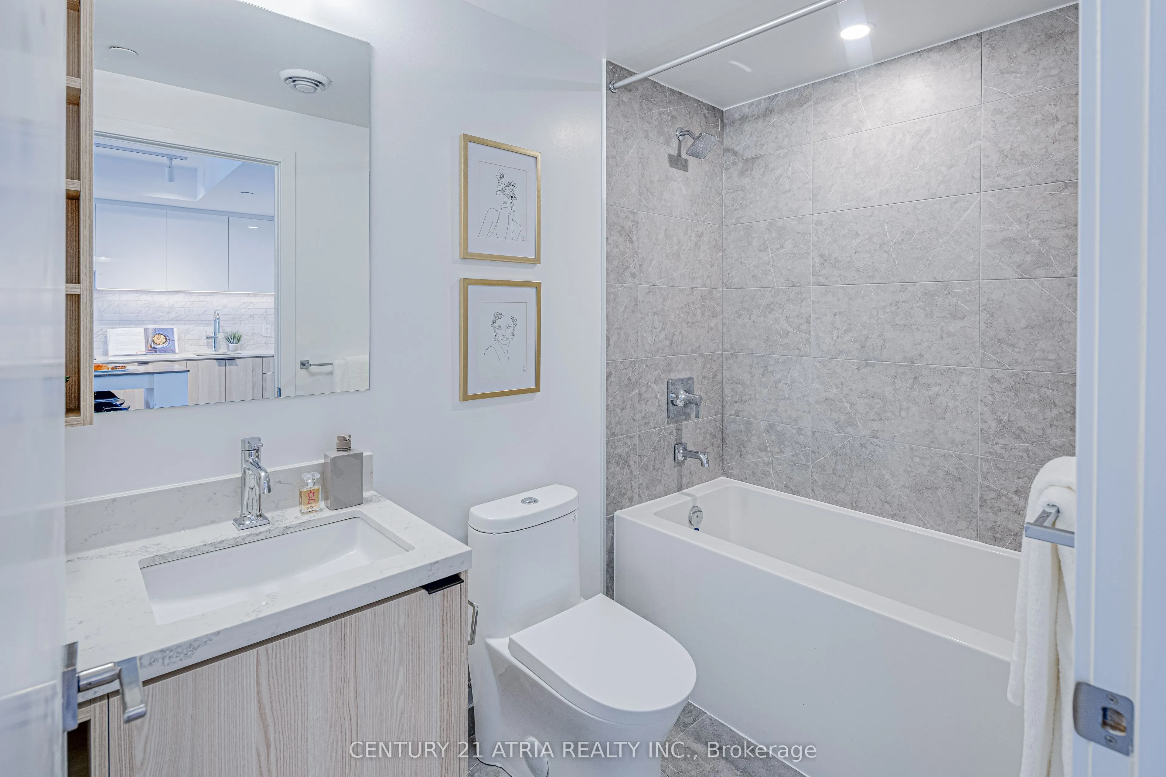 252 Church Street, #2717