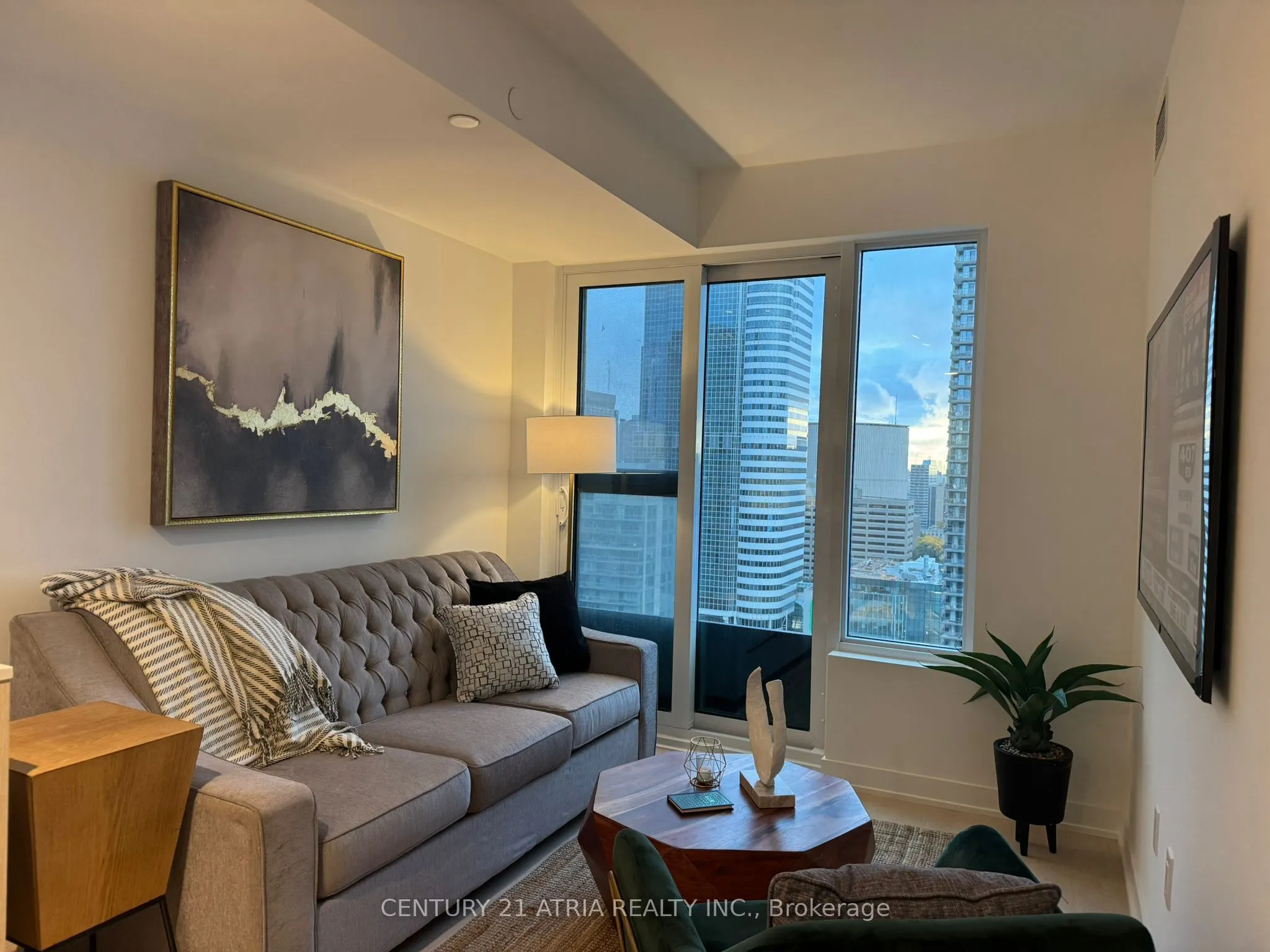 252 Church Street, #2717