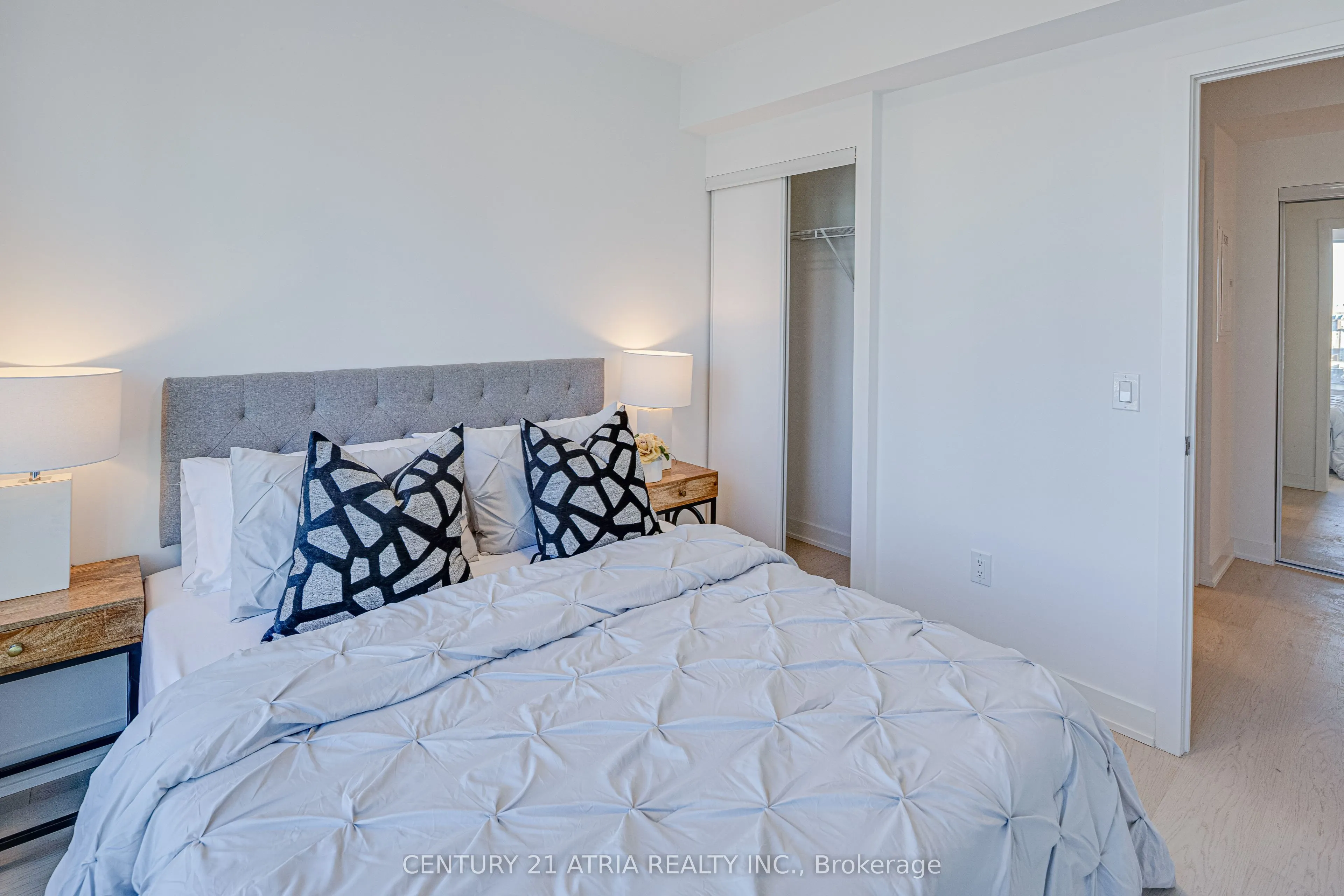 252 Church Street, #2717