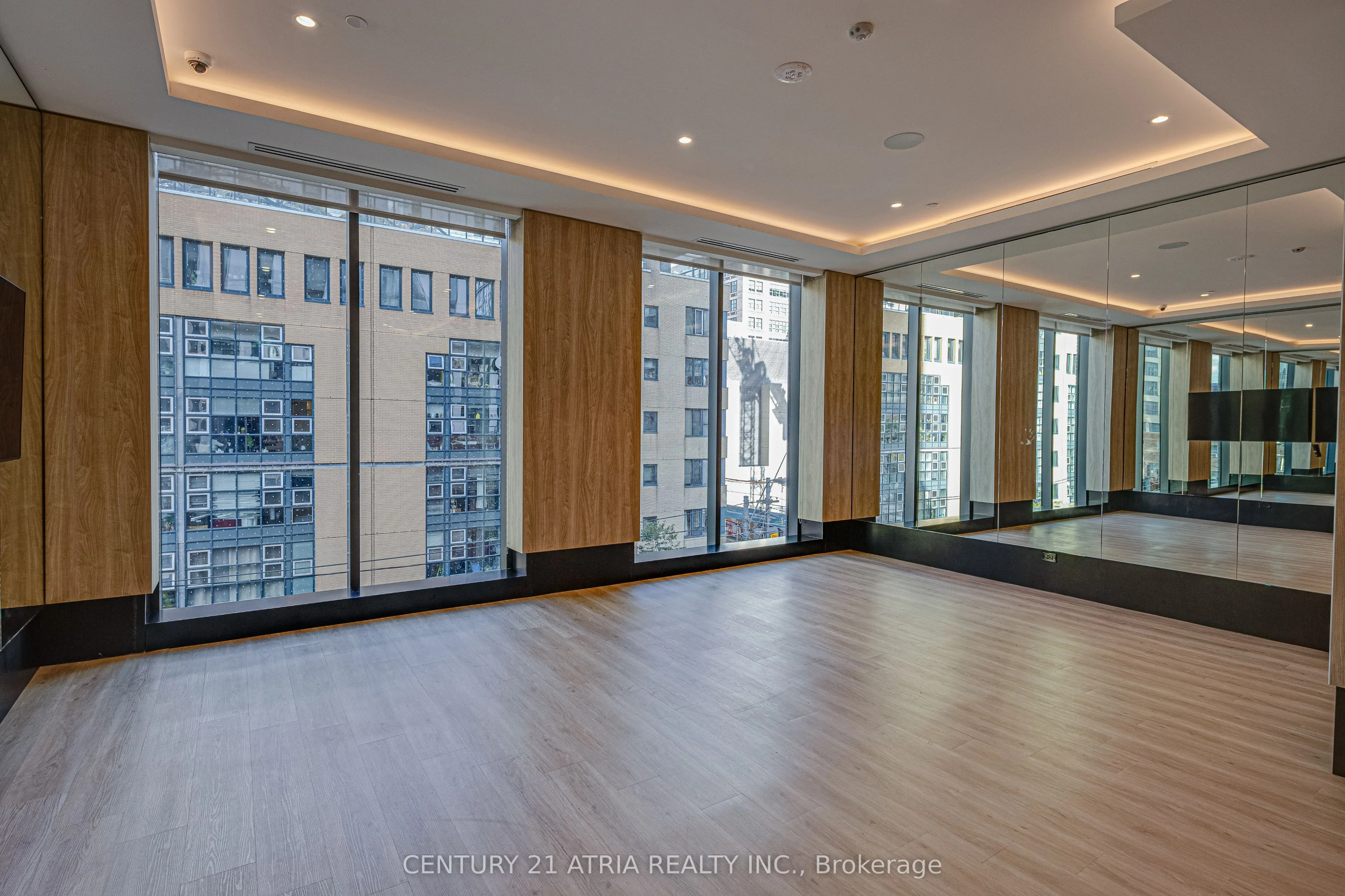 252 Church Street, #3707