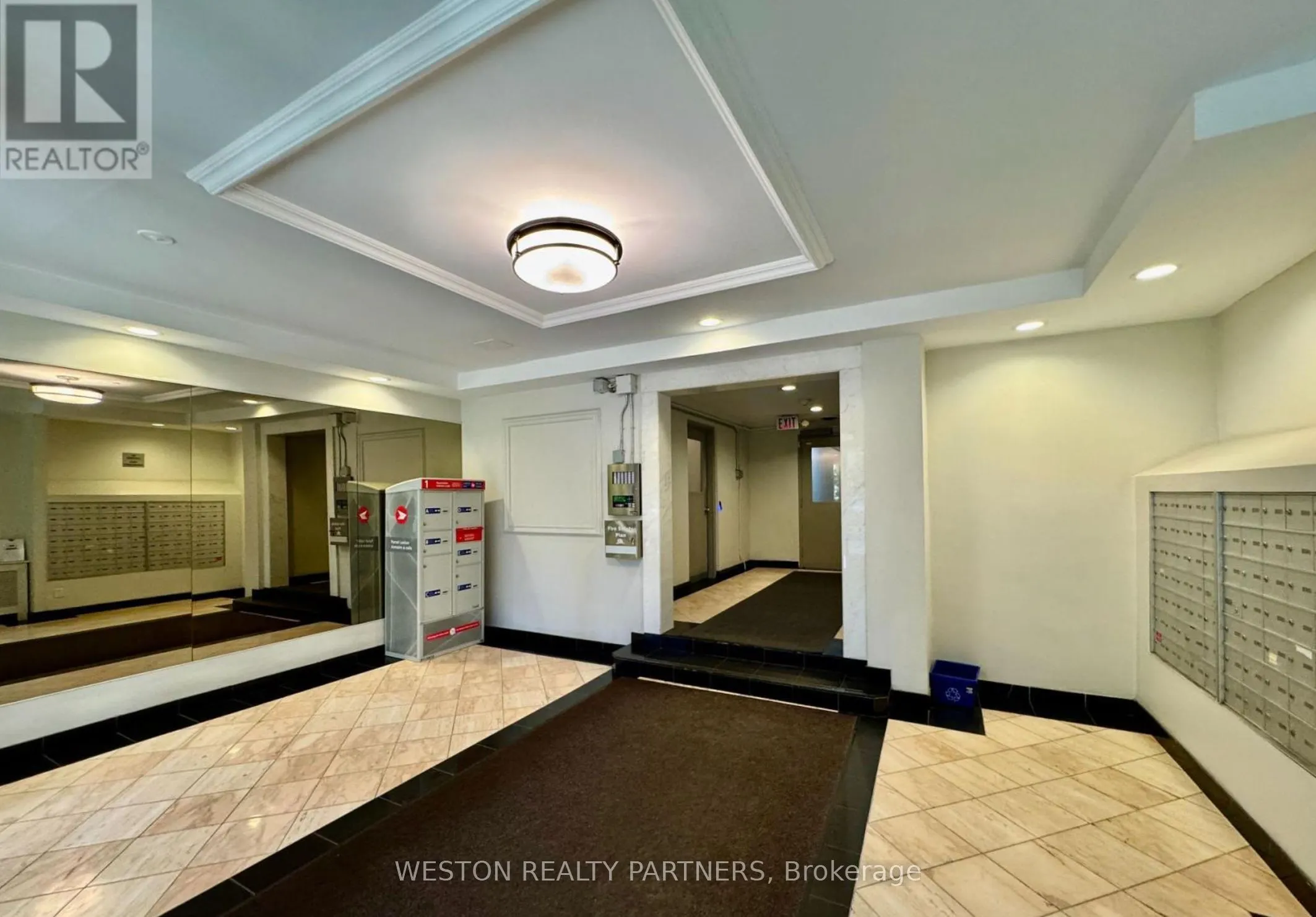 88 Wellesley Street E, #206