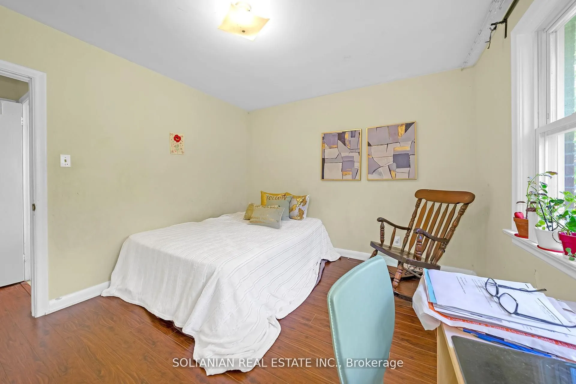 183 Maxome Avenue