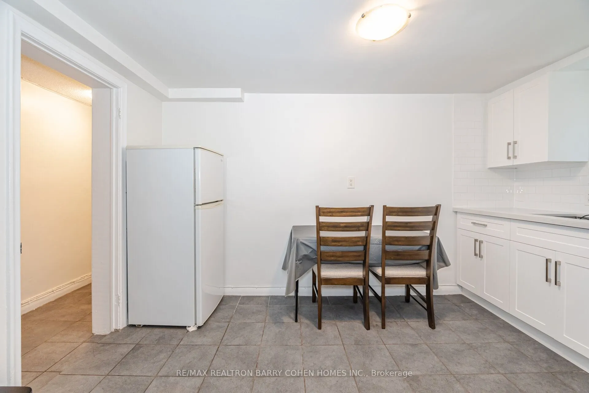 475 Winona Drive, #1