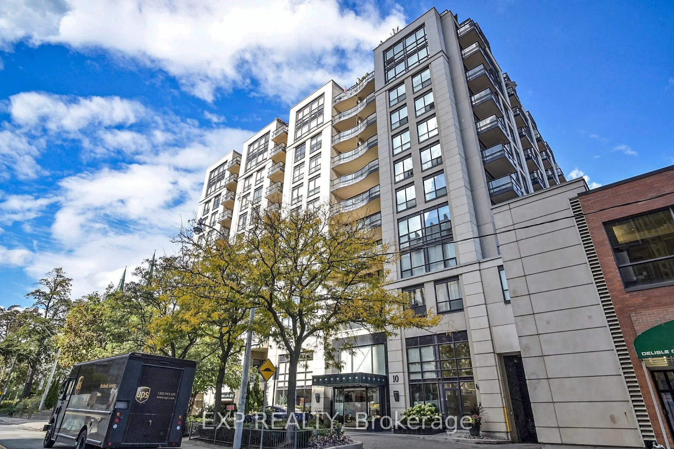 10 Delisle Avenue, #1011