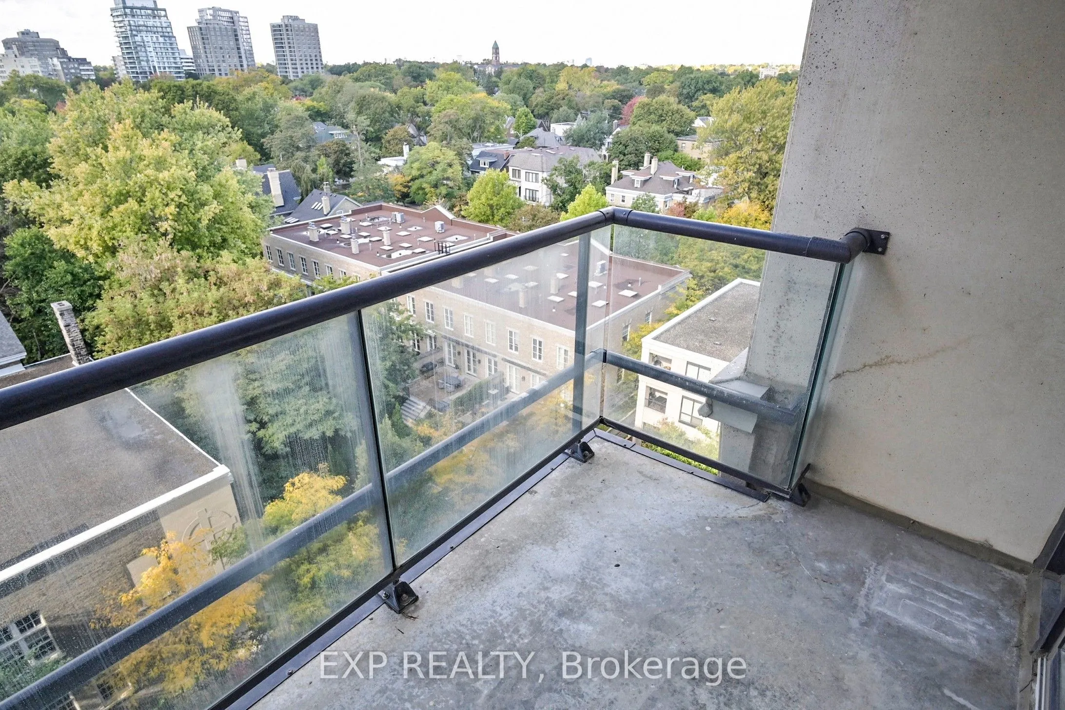 10 Delisle Avenue, #1011