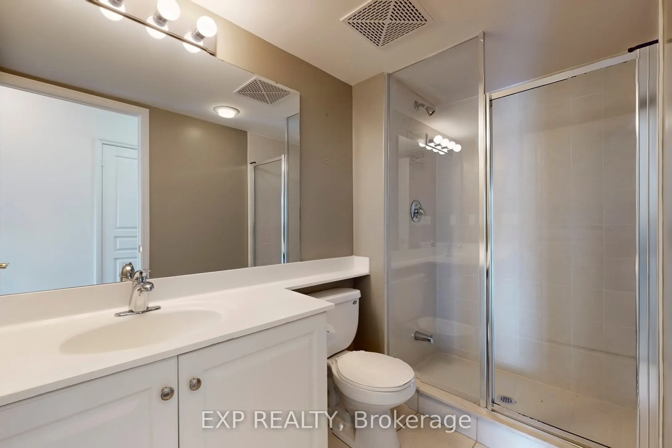 10 Delisle Avenue, #1011