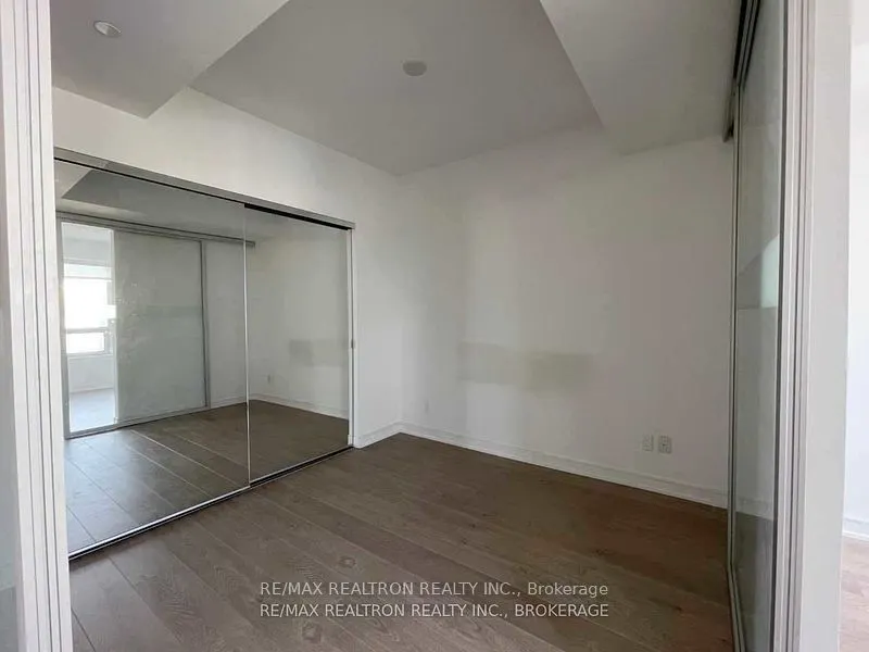 88 Scott Street, #1708