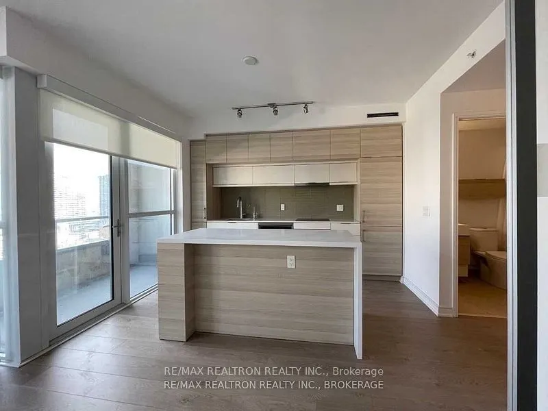 88 Scott Street, #1708